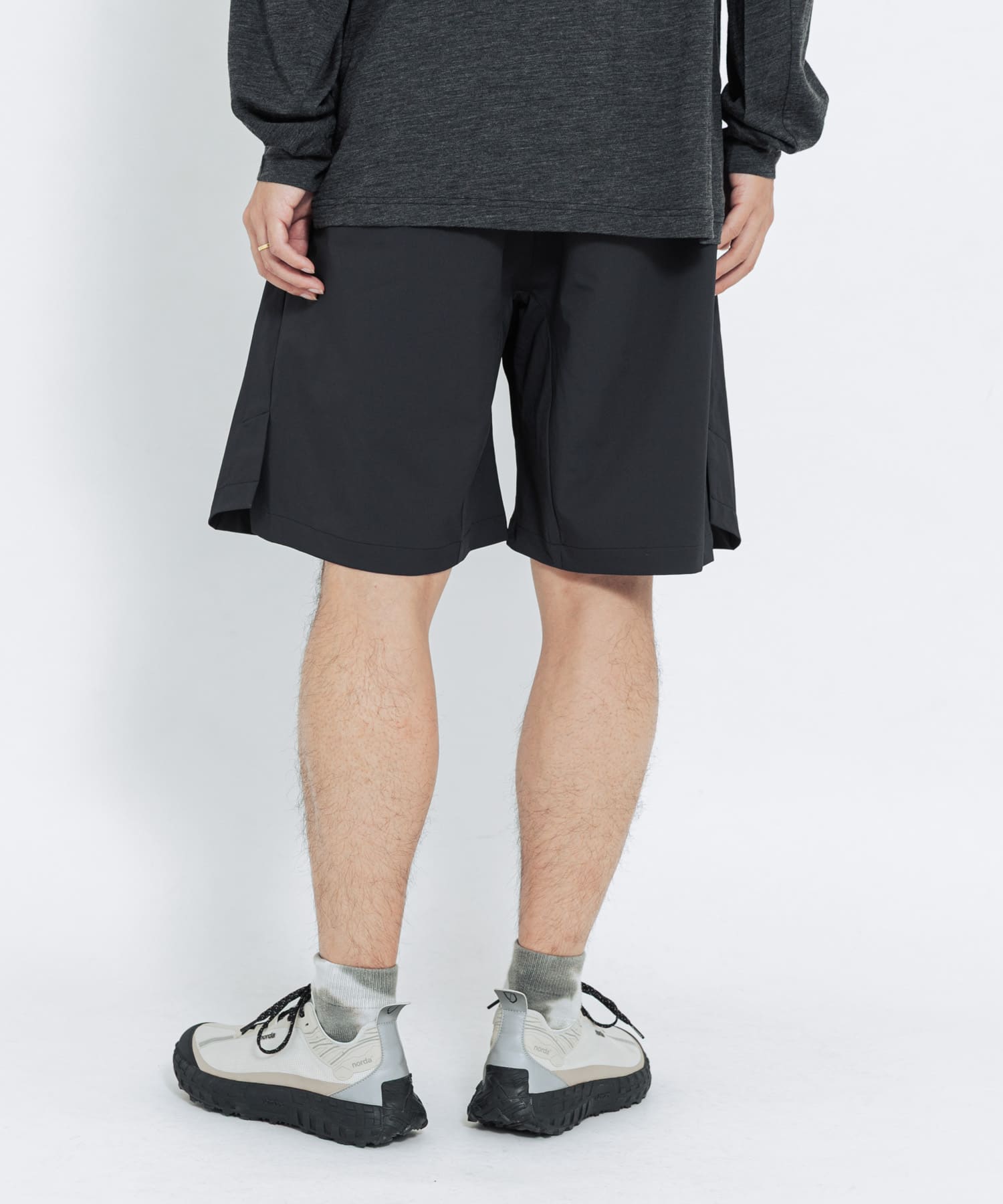 HIKE SHORTS Black L