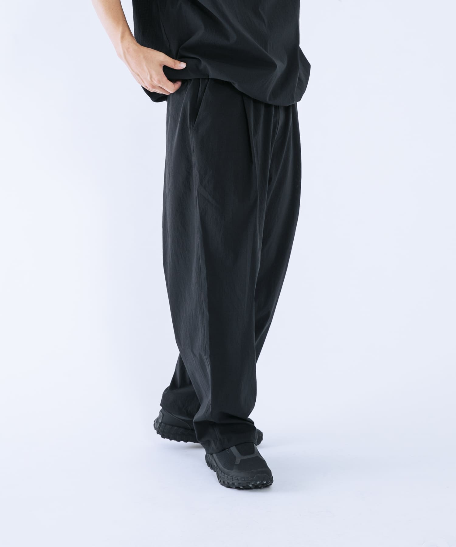 吸水速乾/通気性/軽量』DOT AIR TROUSERS(M ブラック): ボトム｜URBAN
