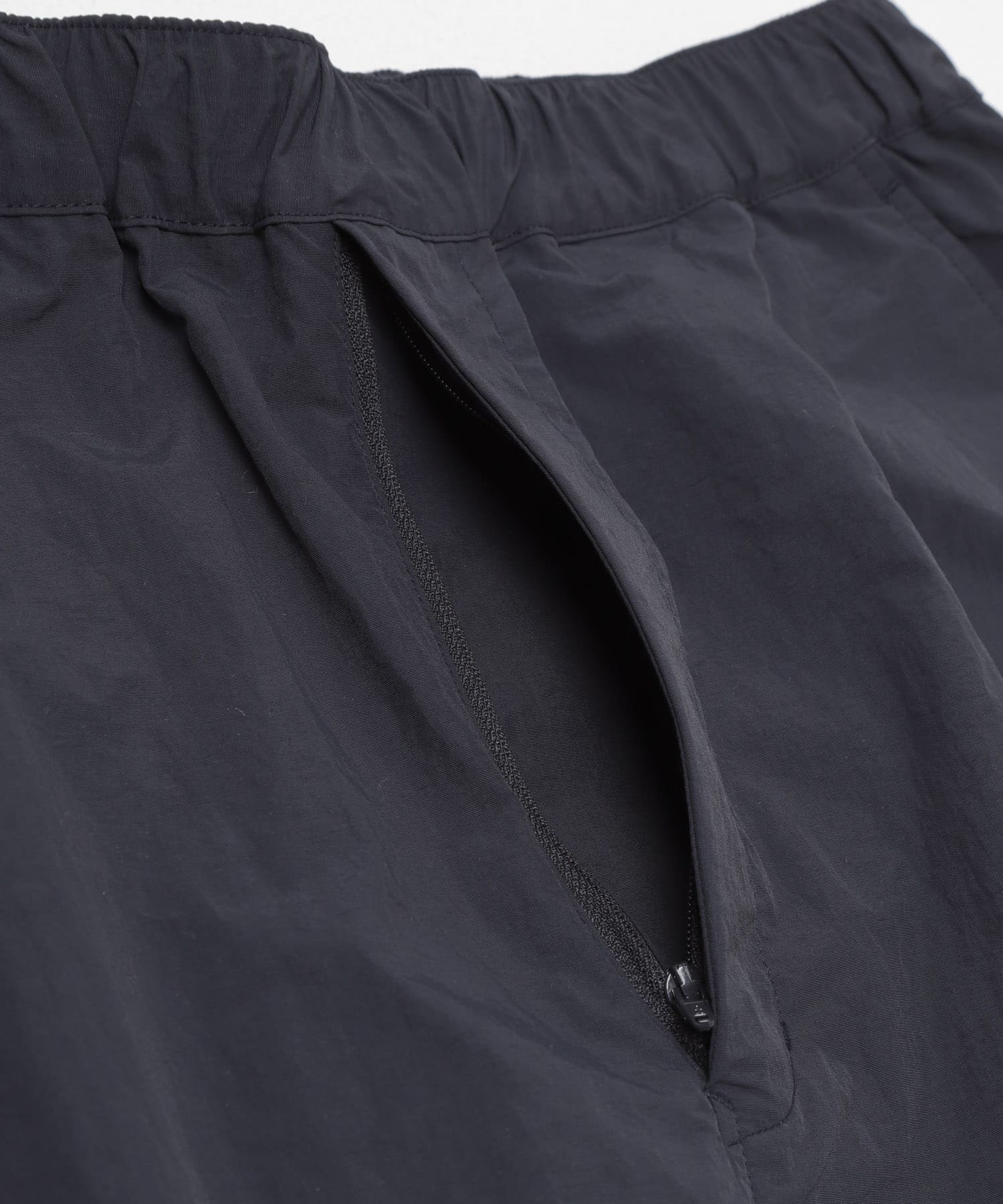 『UR TECH』ナイロンタッサーショーツ ネイビー M