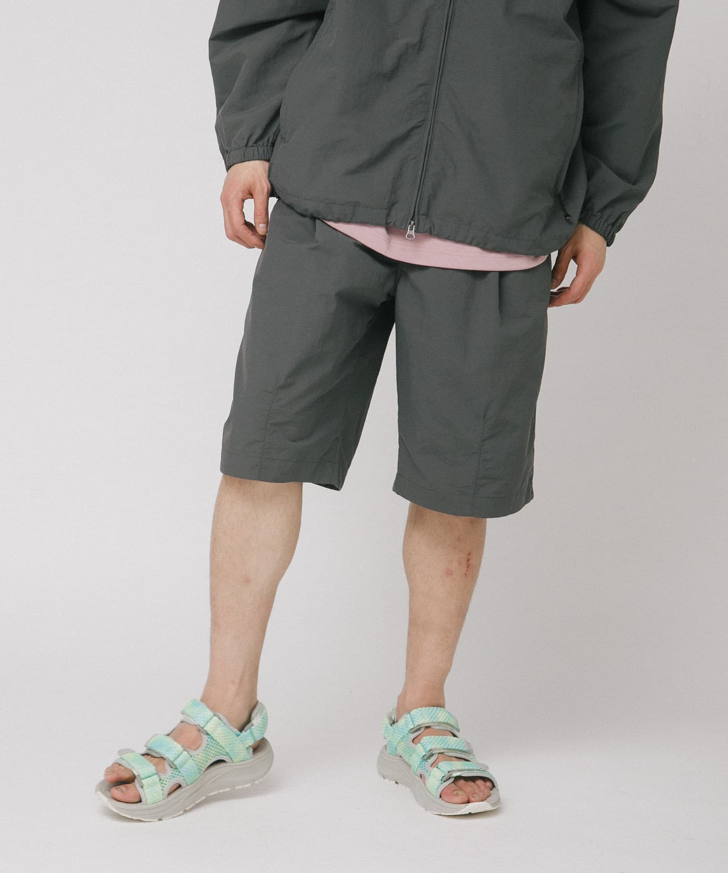 身長 : 182cm サイズ : L