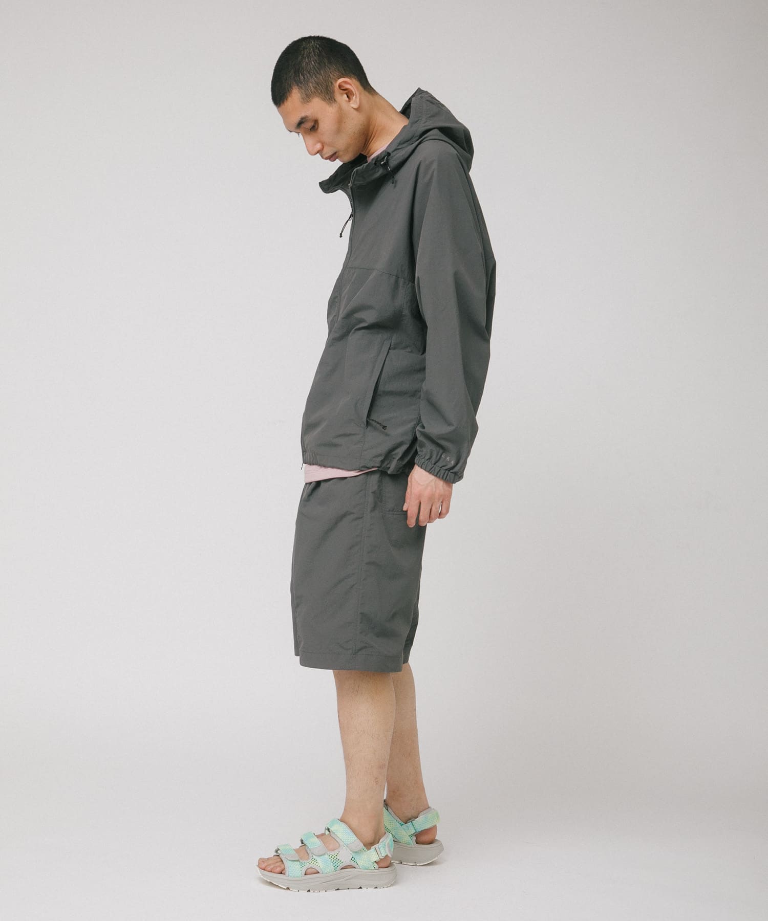 身長 : 182cm サイズ : L