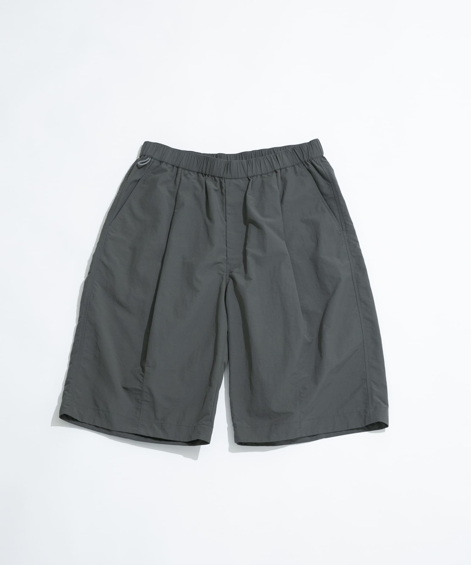 『撥水/UVカット/UR TECH』ナイロンタッサーショーツ グラファイト L