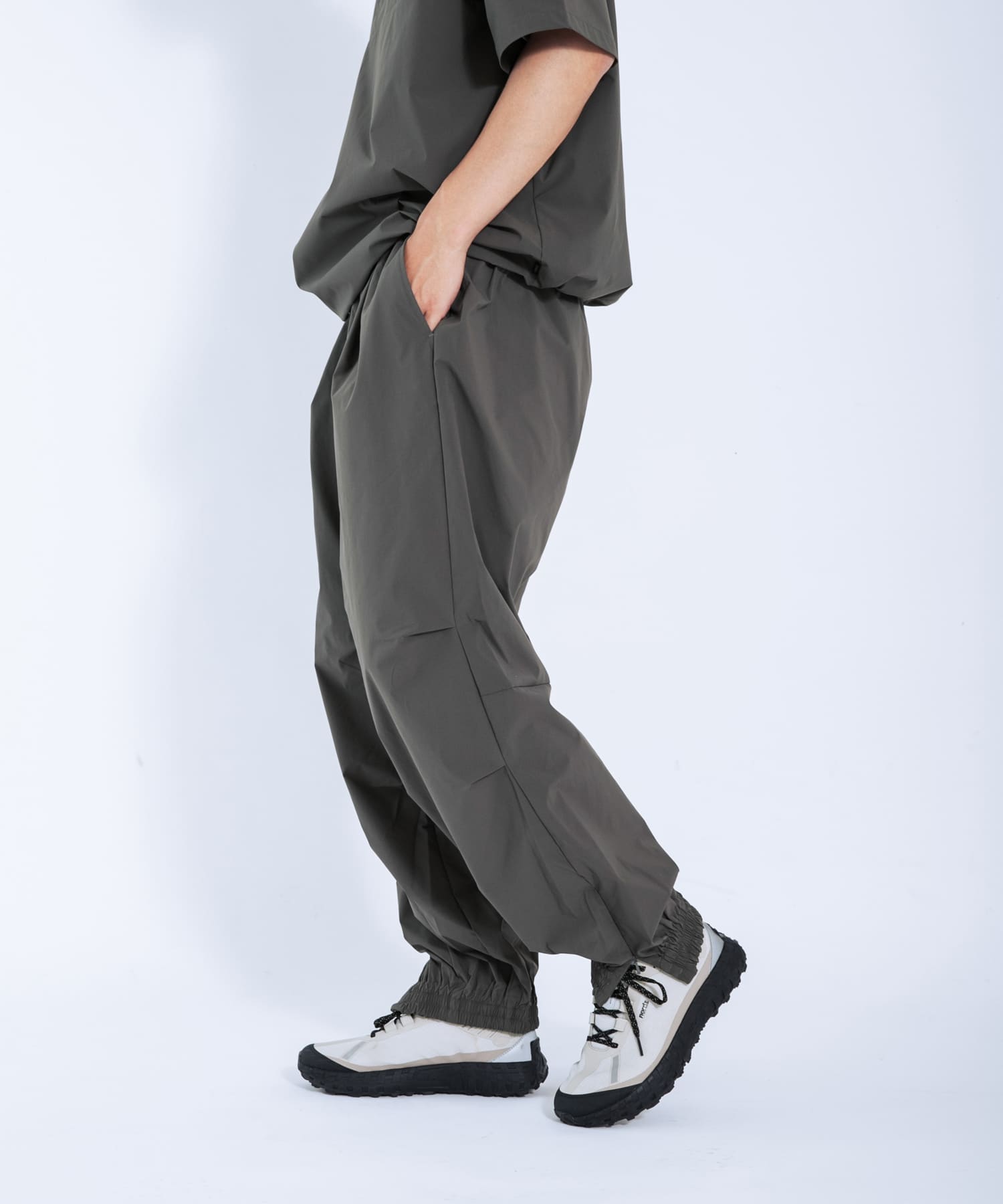 身長 : 179cm サイズ : L