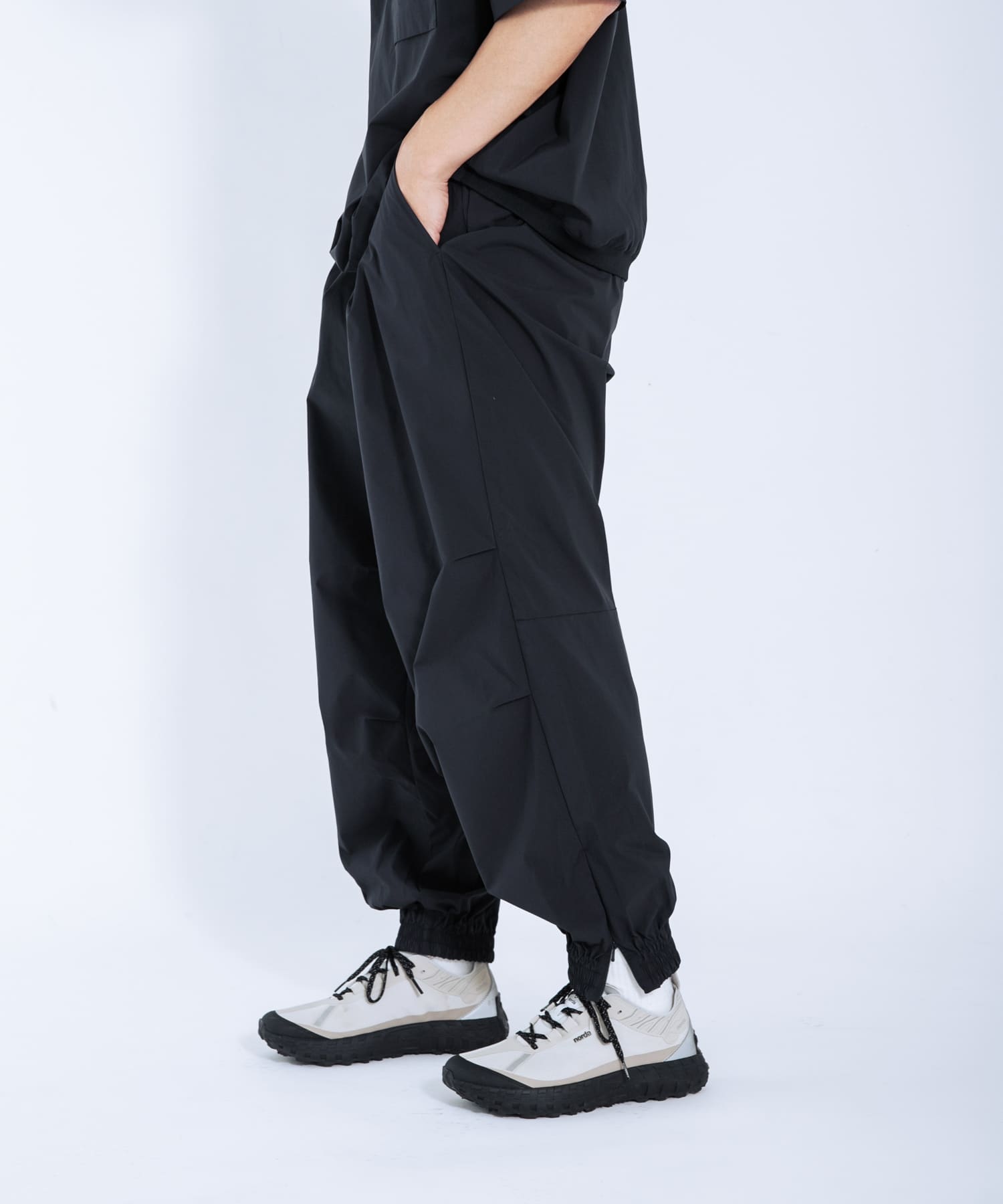 身長 : 179cm サイズ : L