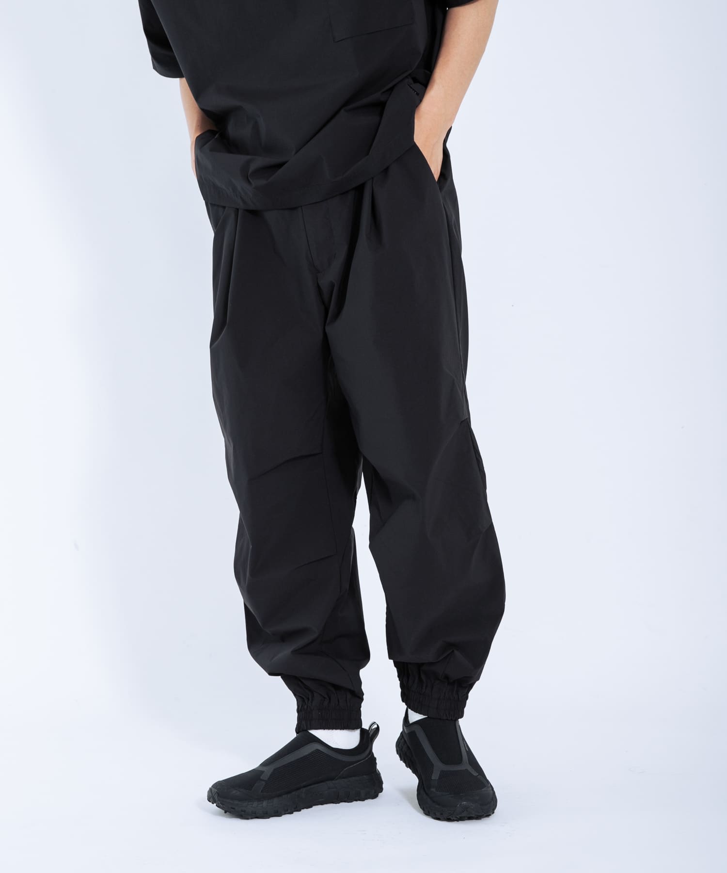身長 : 179cm サイズ : L