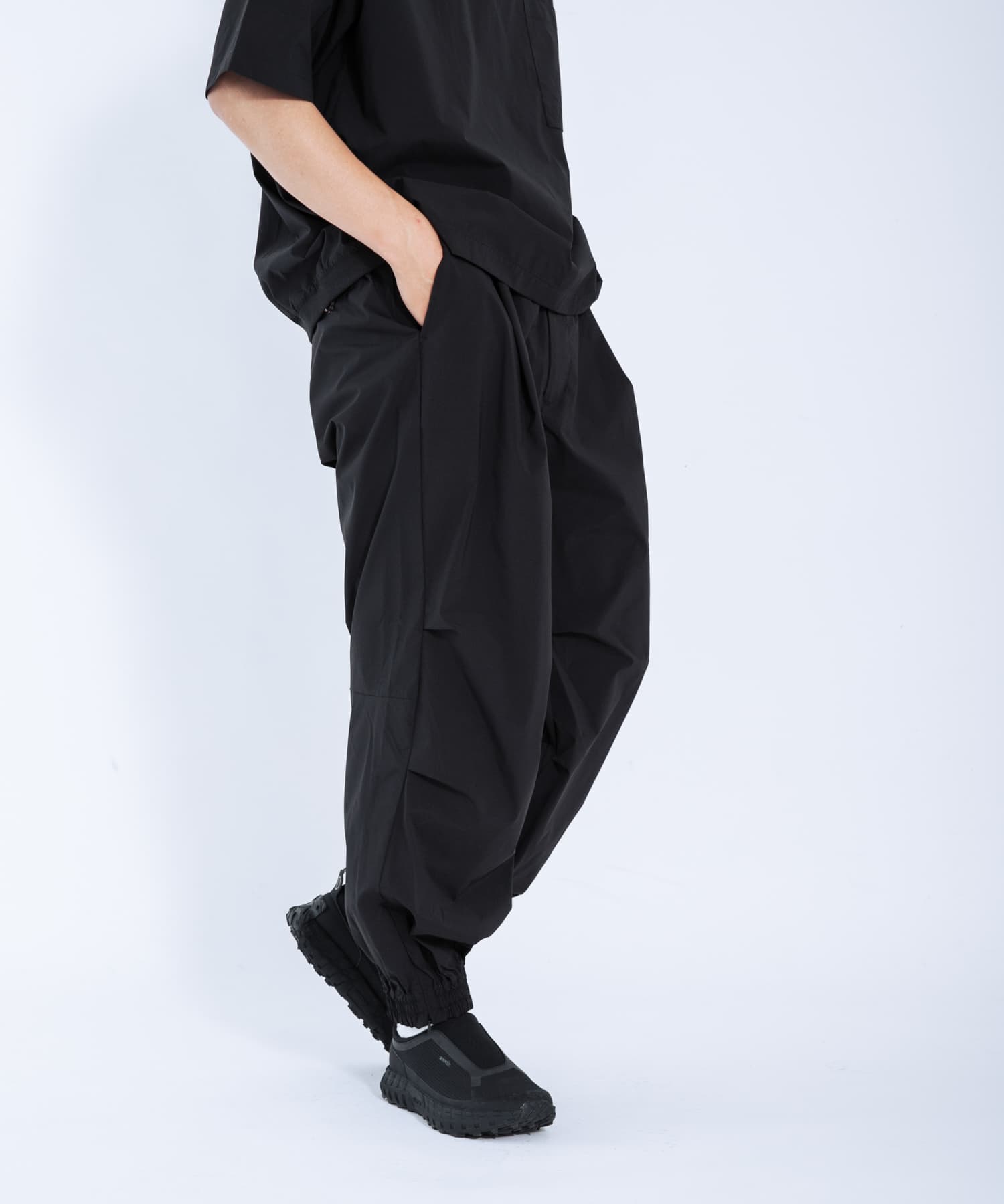 身長 : 179cm サイズ : L