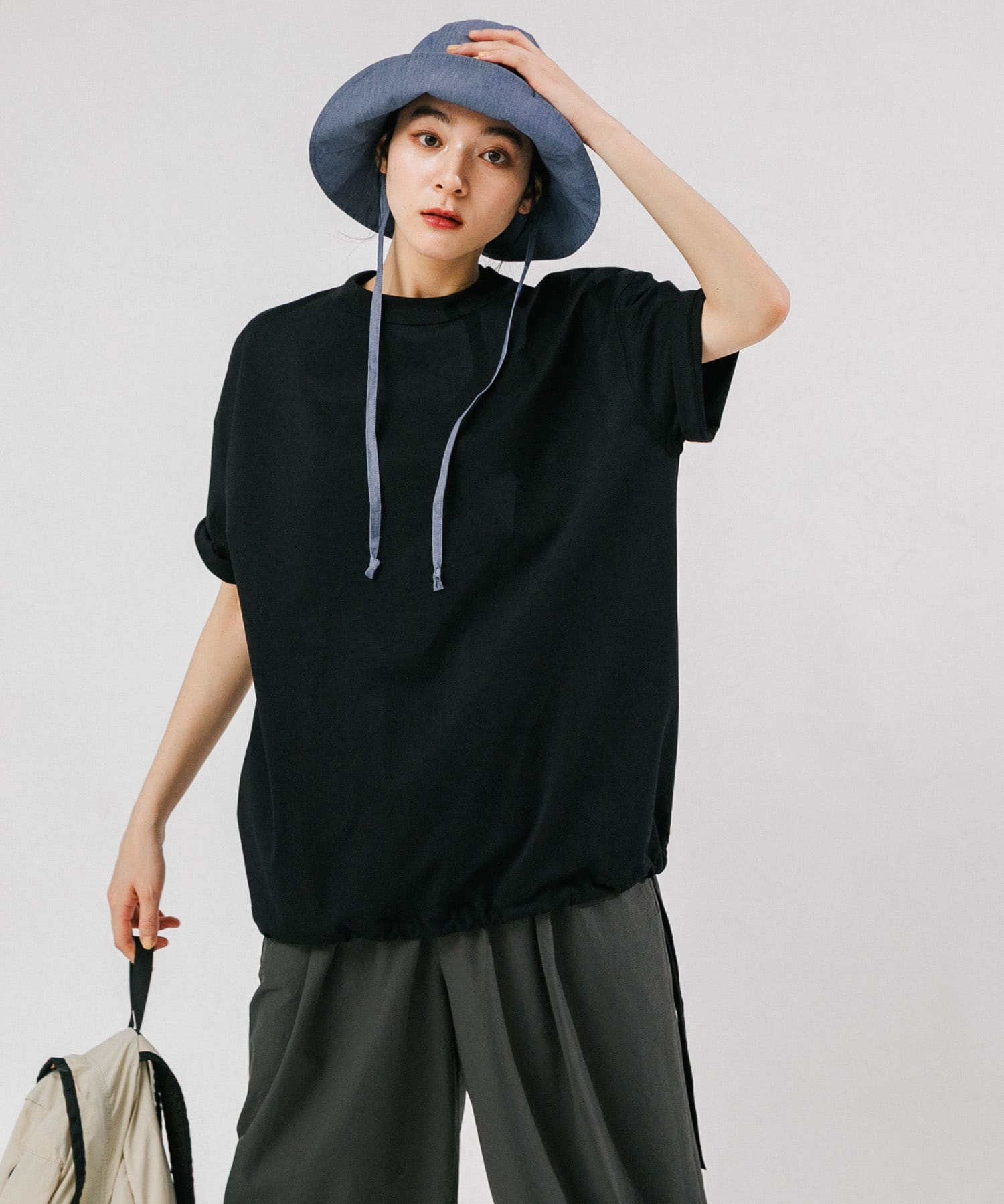 身長：168cm サイズ：one