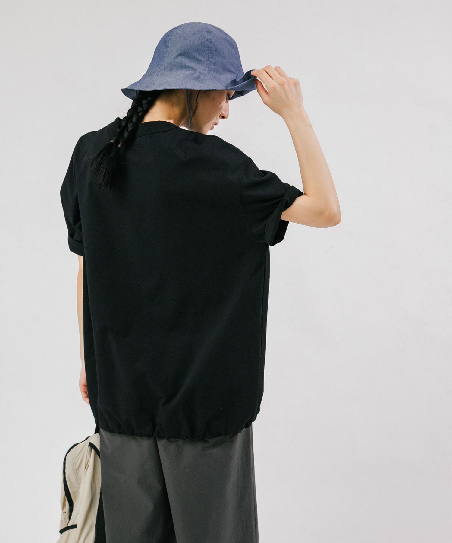 身長：168cm サイズ：one