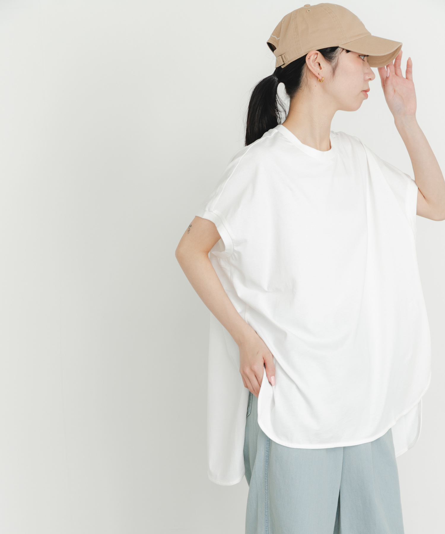 身長 : 161cm サイズ : Free