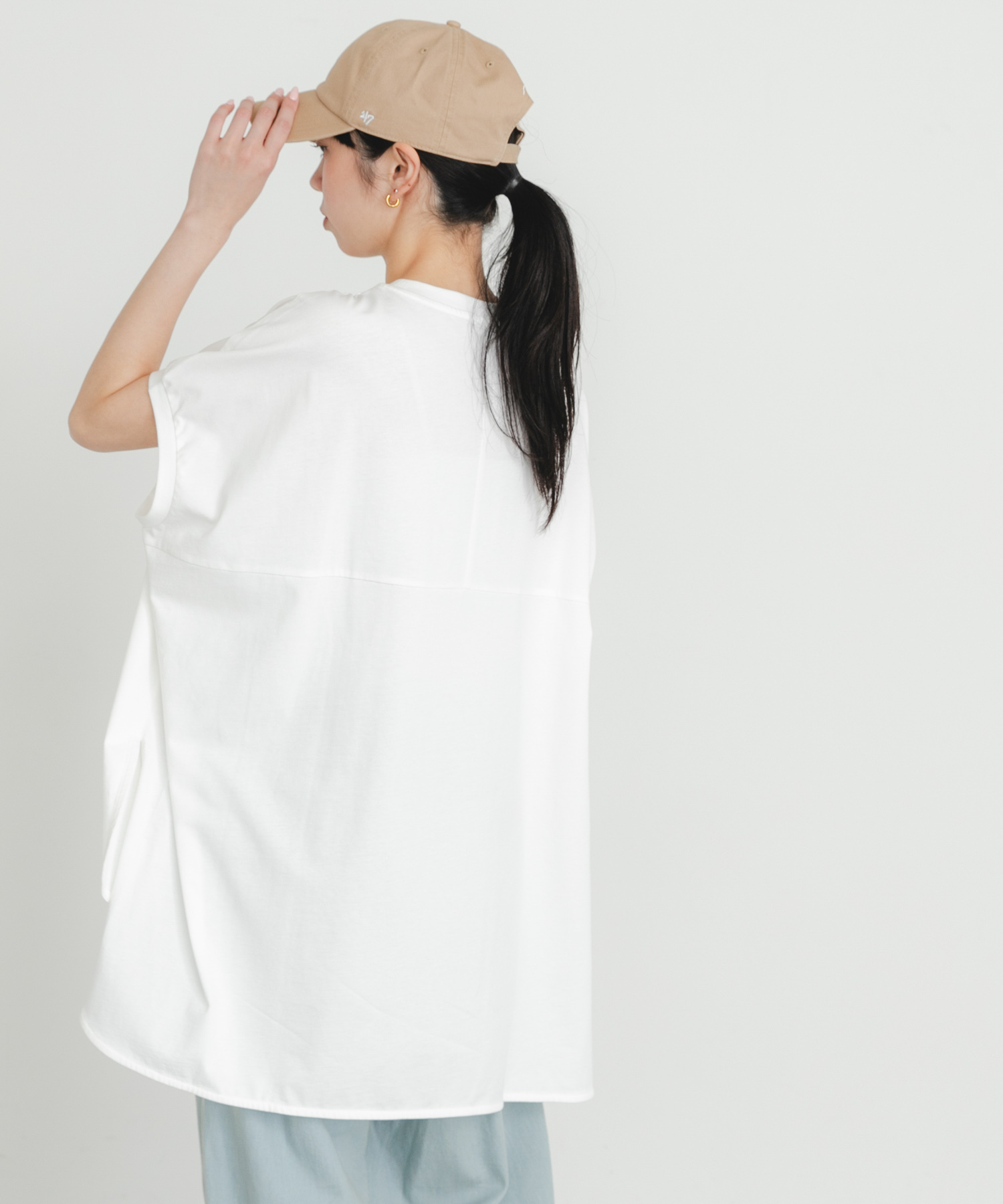 身長 : 161cm サイズ : Free