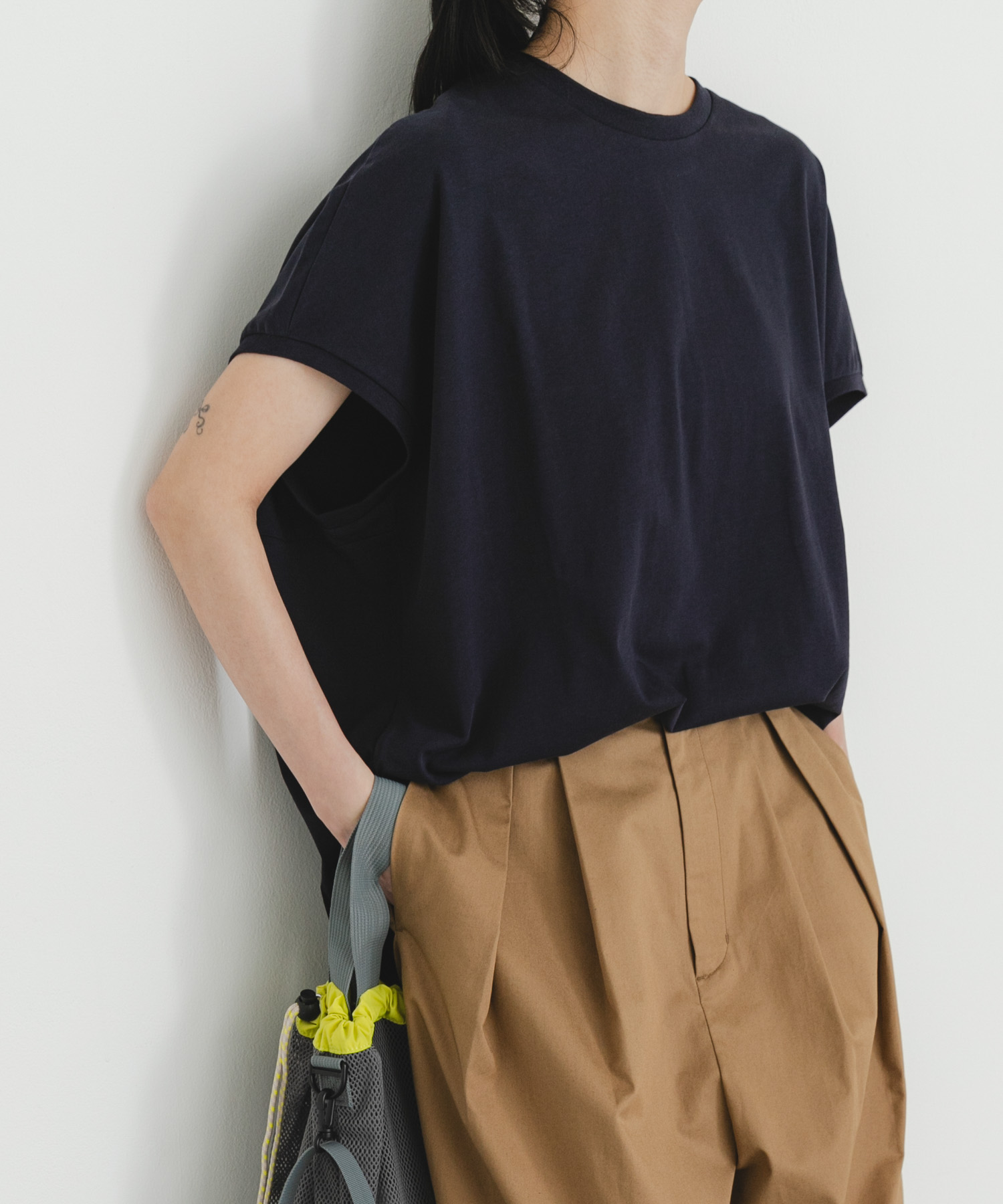 身長 : 161cm サイズ : Free