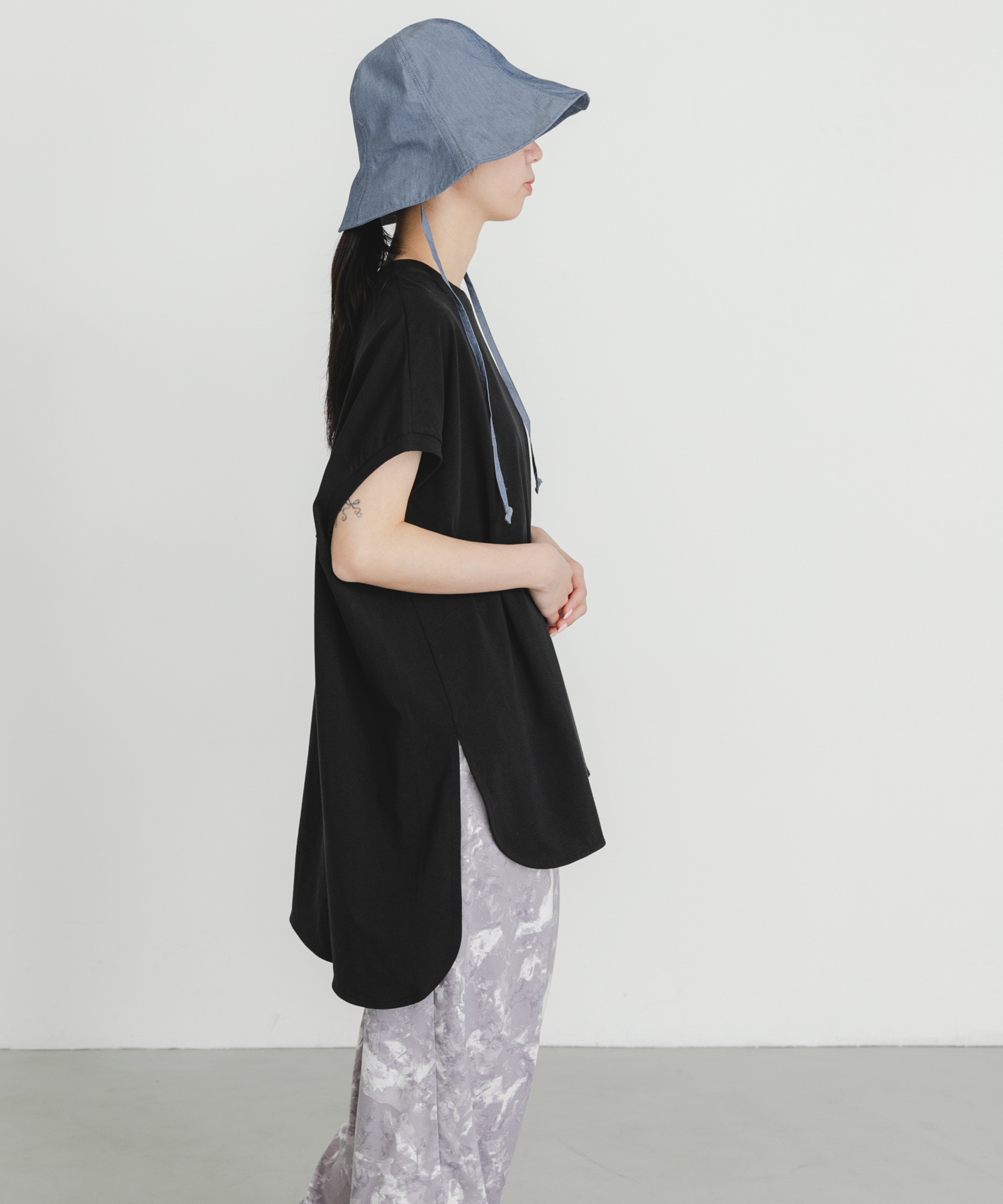 身長 : 161cm サイズ : Free