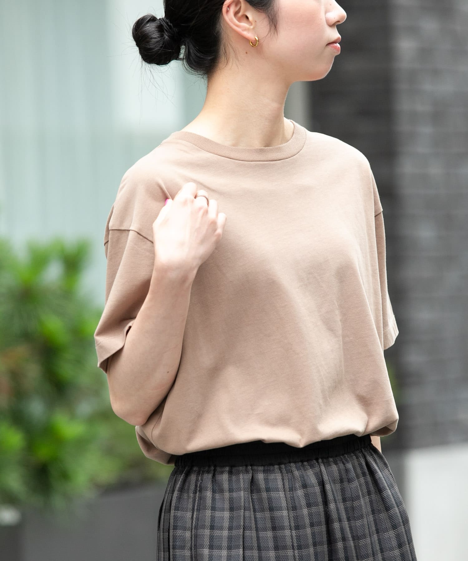ライトブラウン