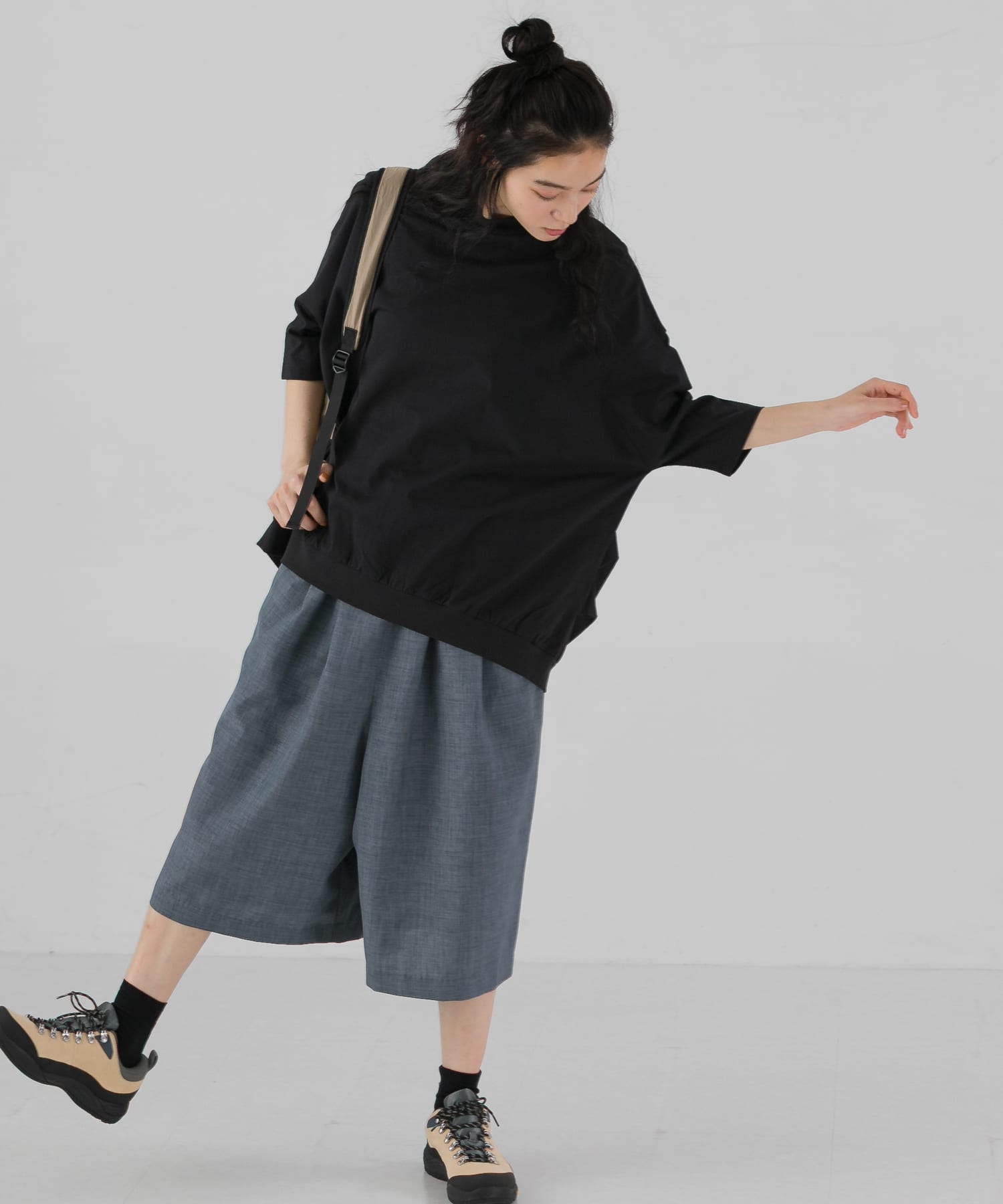 身長：168cm サイズ：one