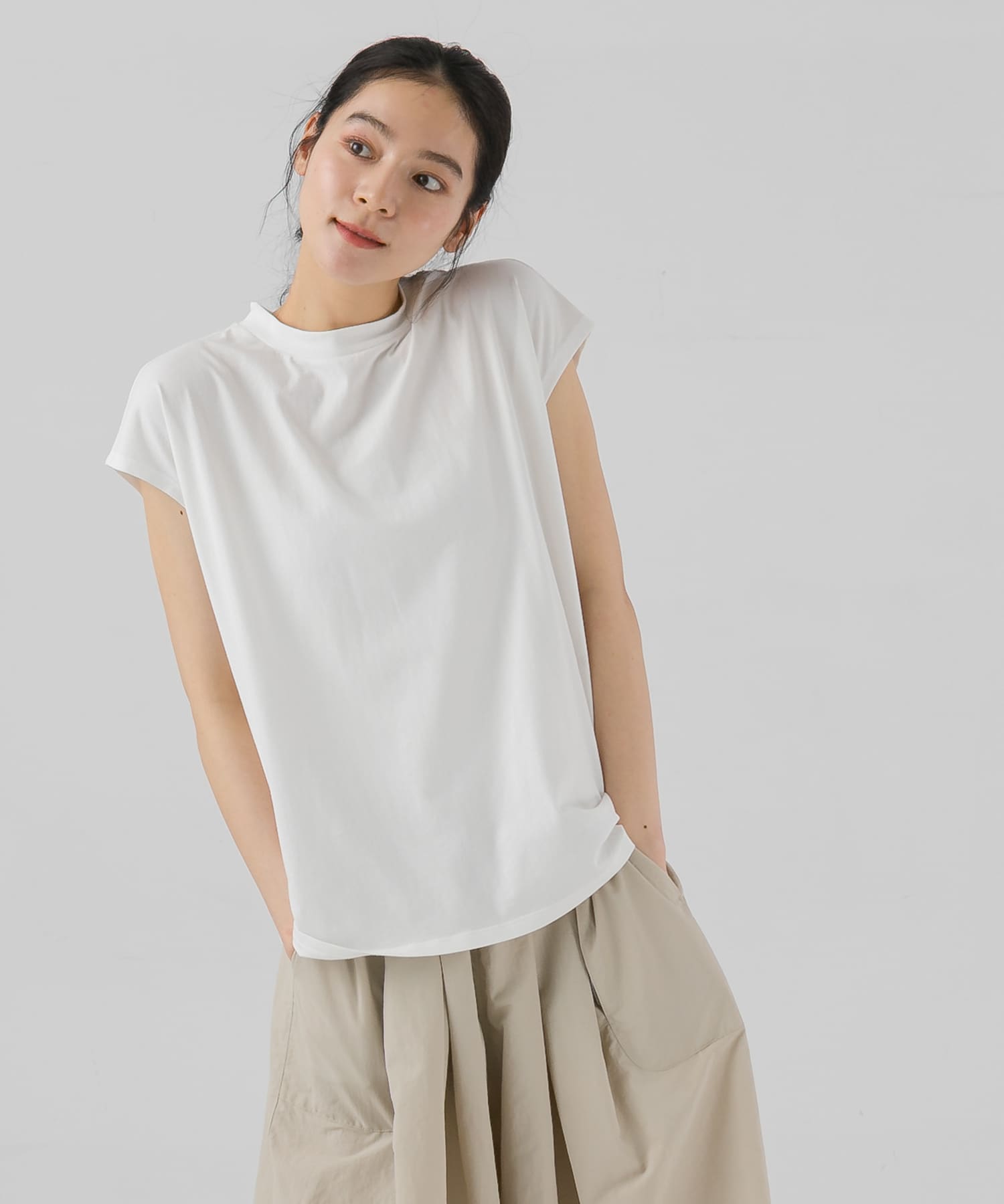 身長 : 168cm サイズ : one