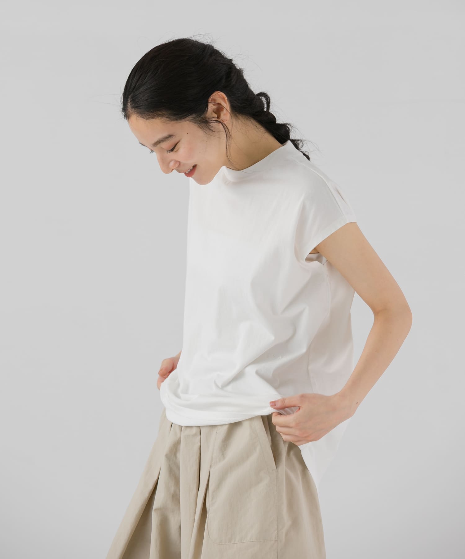 身長 : 168cm サイズ : one