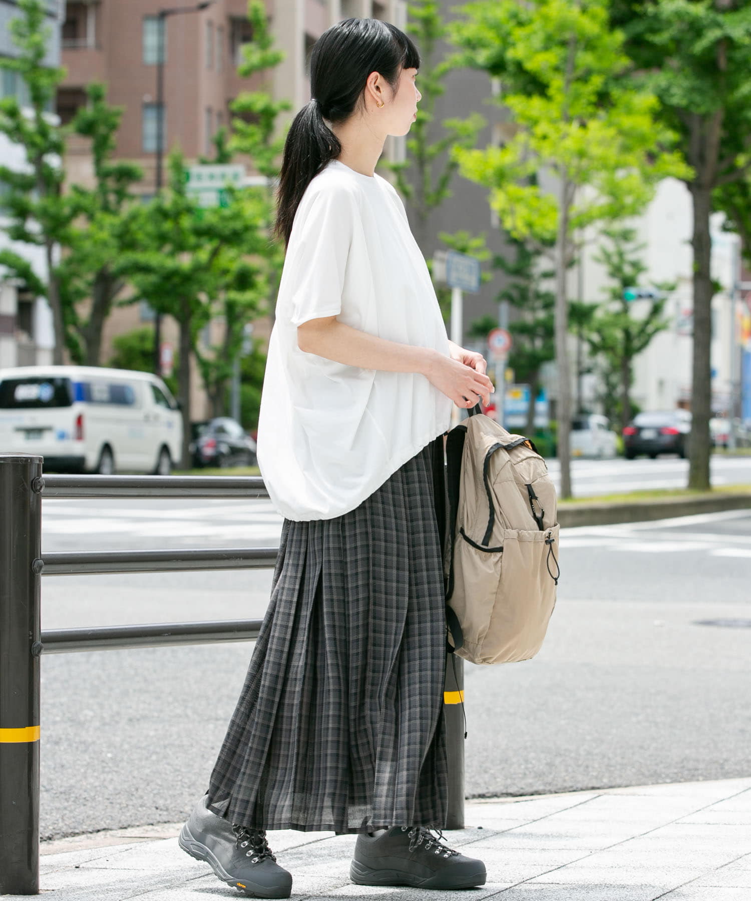 ホワイト