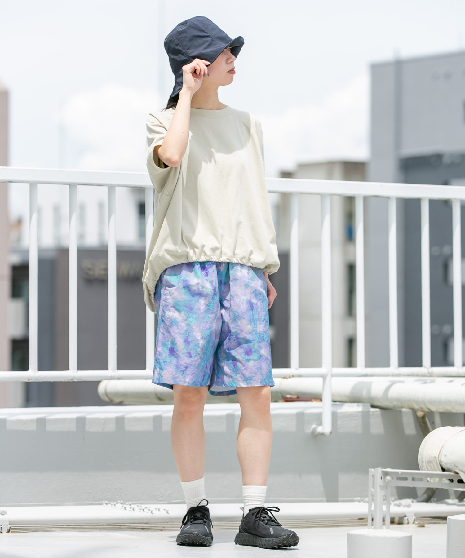 グレージュ