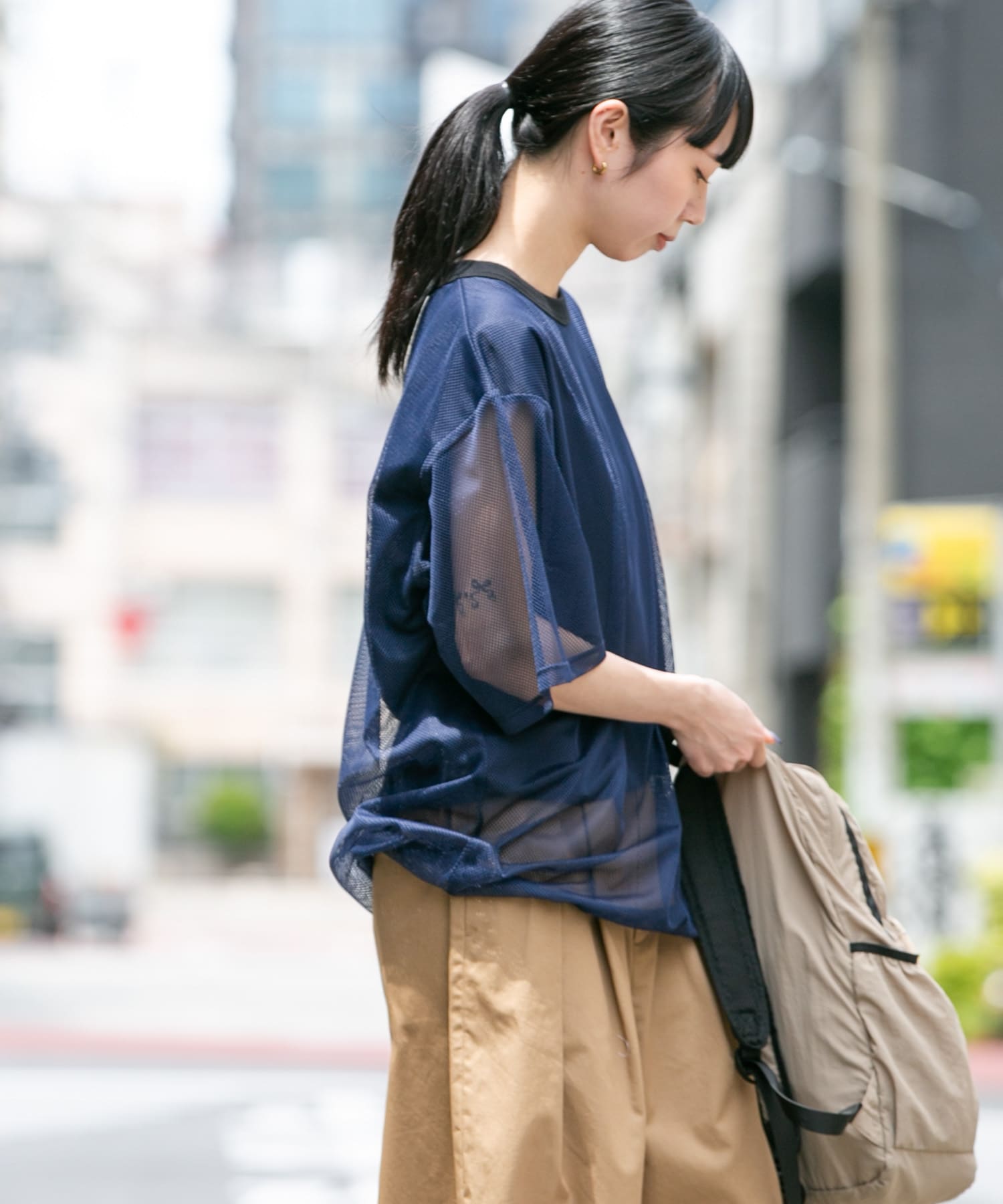 ネイビー
