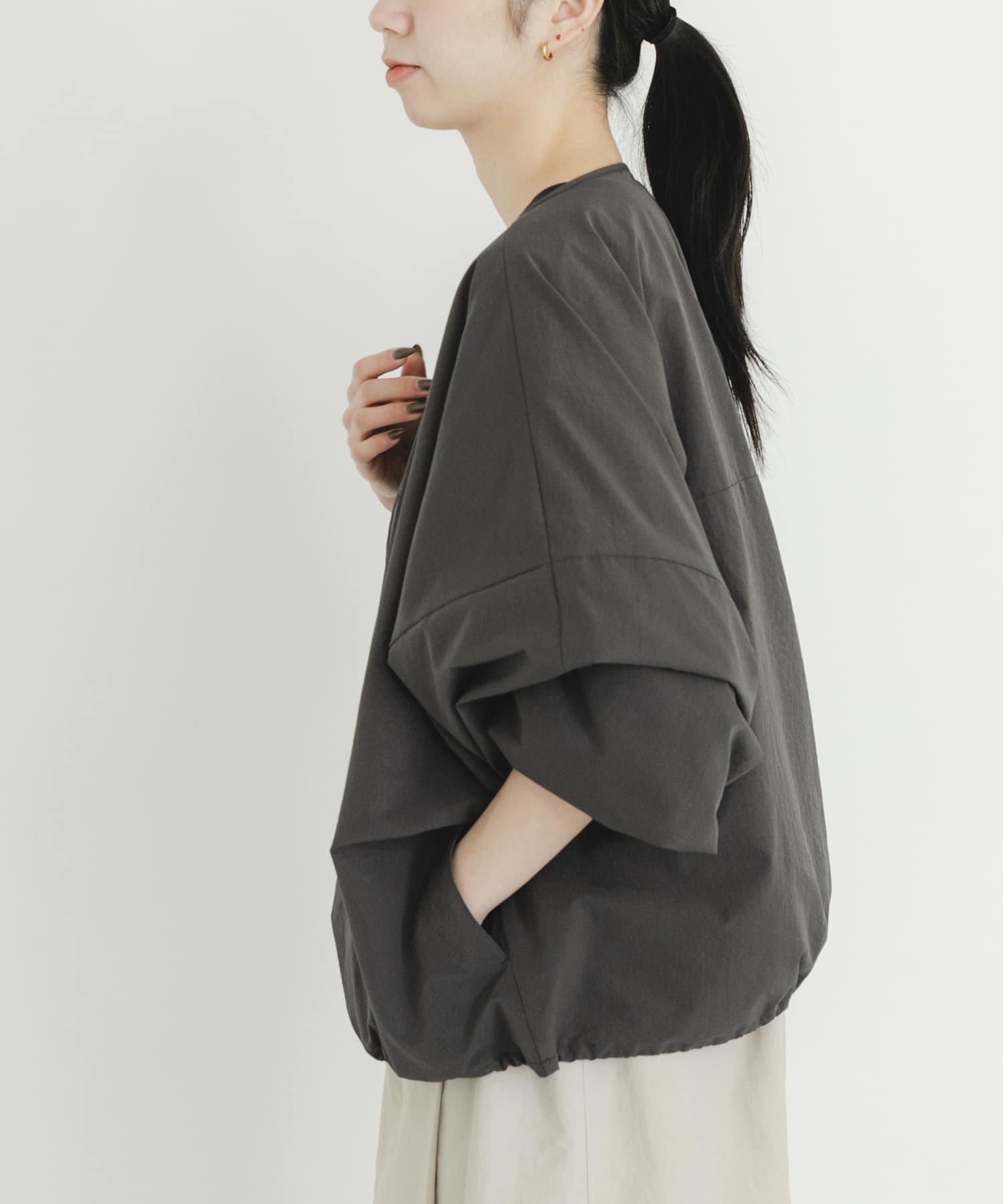 身長：161cm サイズ：one