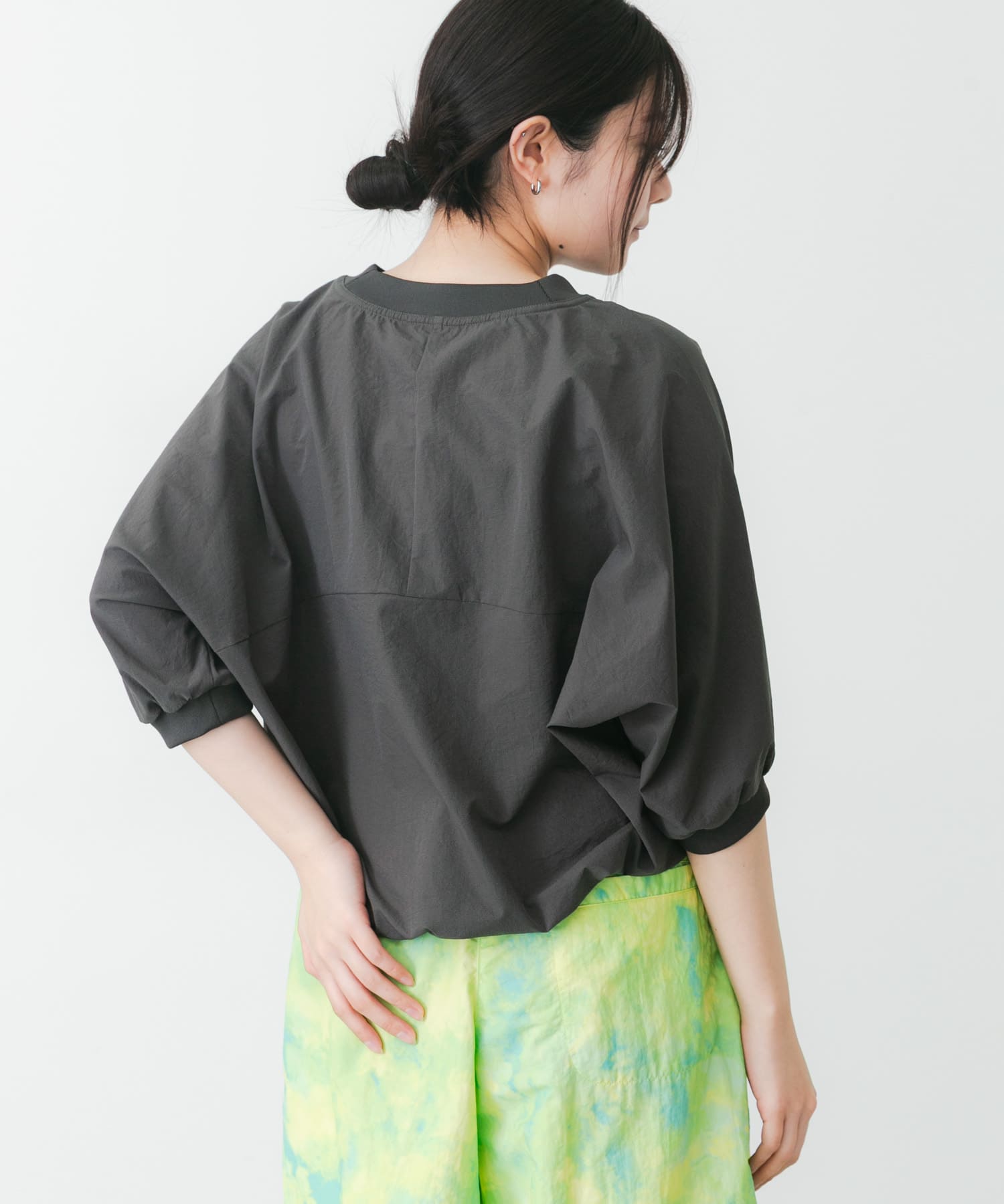 身長：169cm サイズ：one