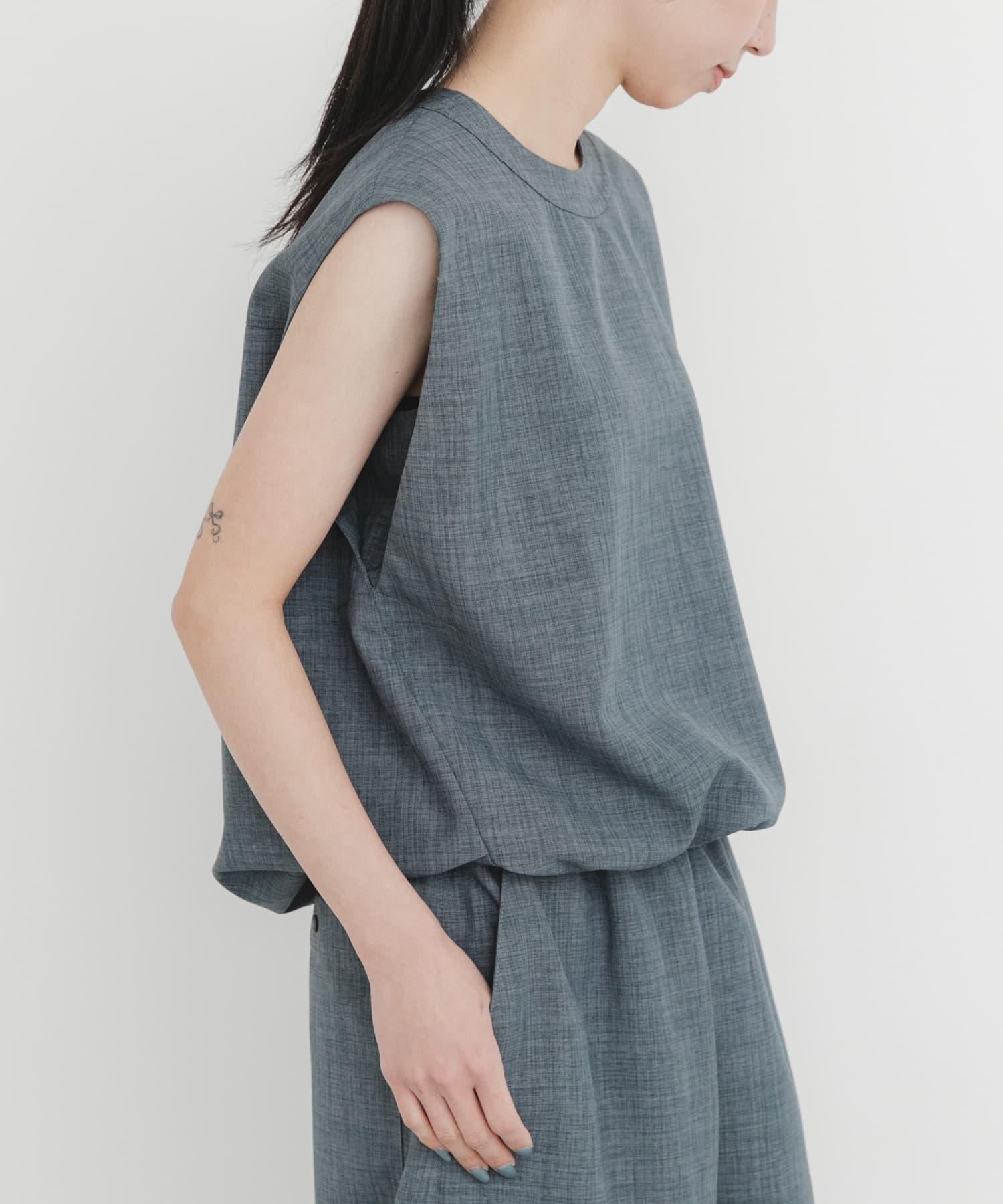 身長 : 161cm サイズ : one