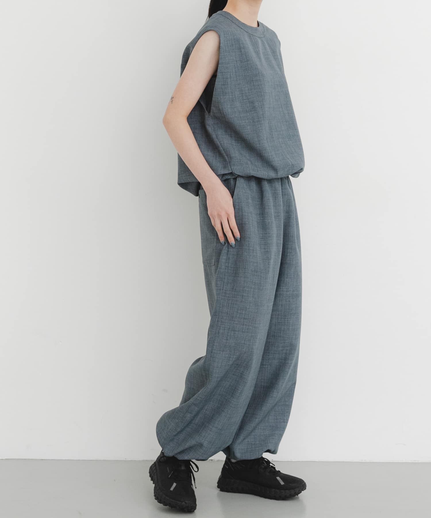 身長 : 161cm サイズ : one