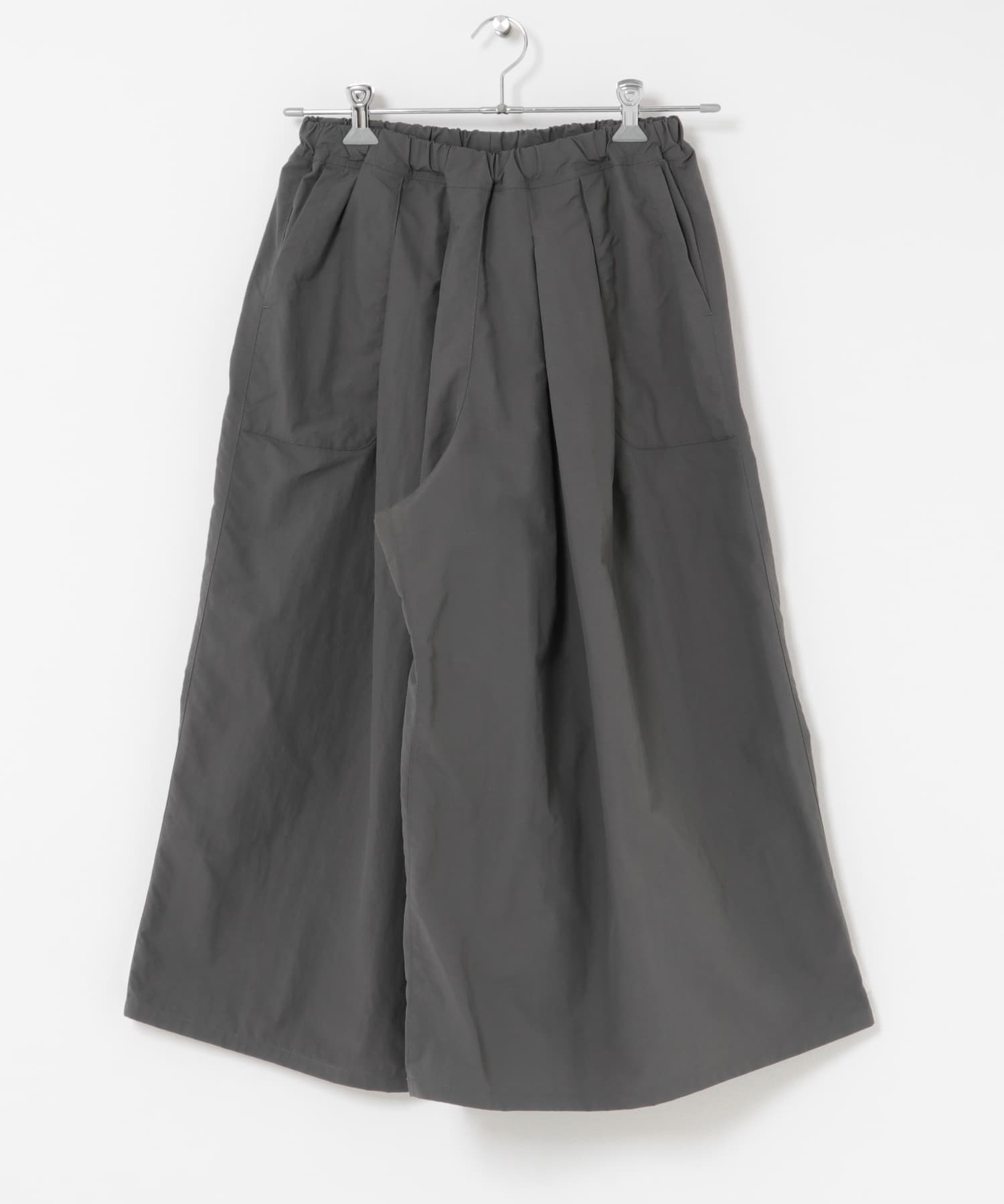 『UR TECH』ナイロンタッサーワイドパンツ グラファイト One