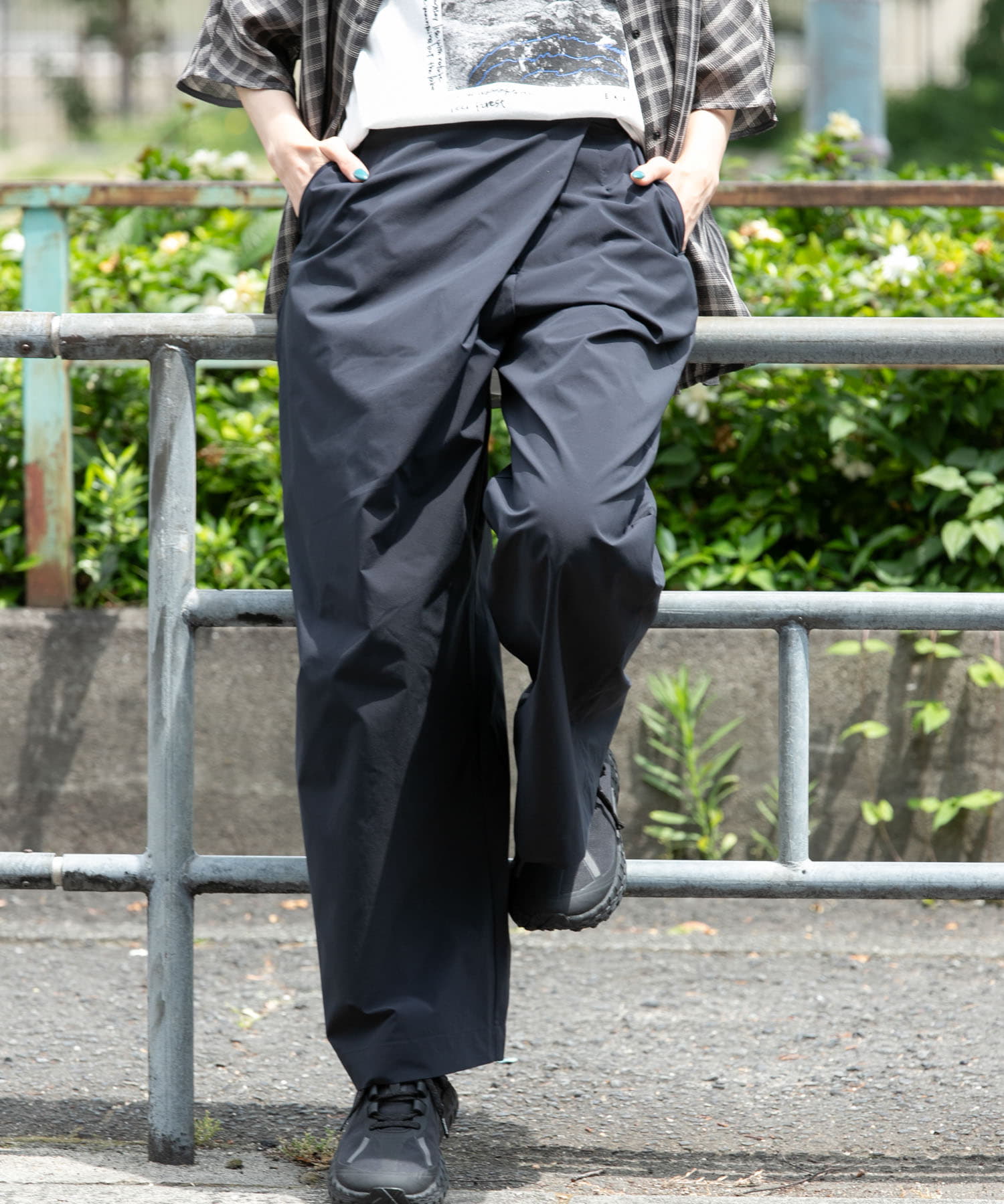 ネイビー