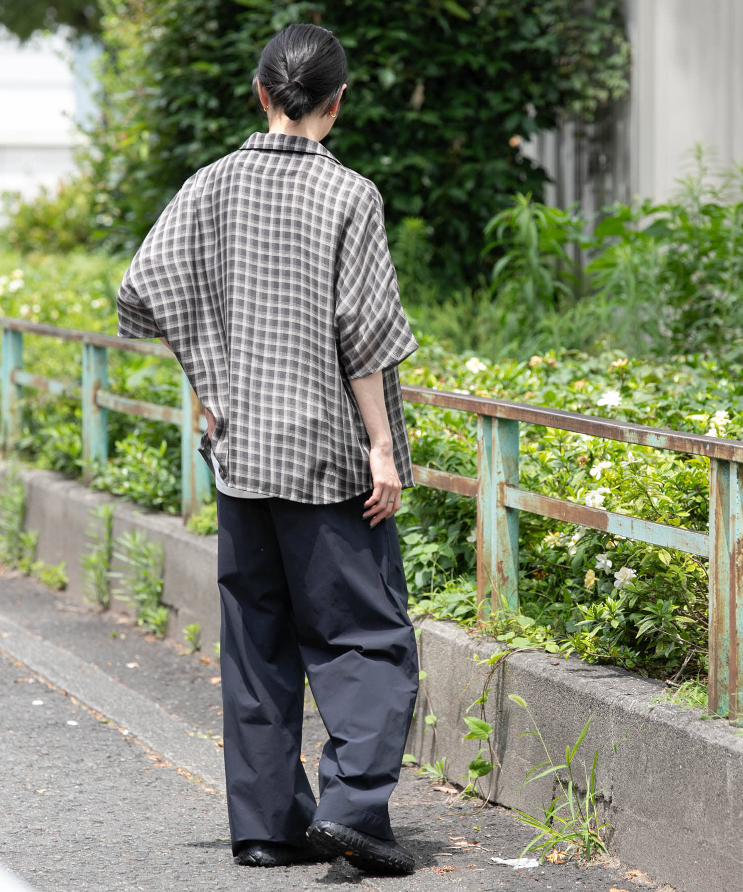 ネイビー
