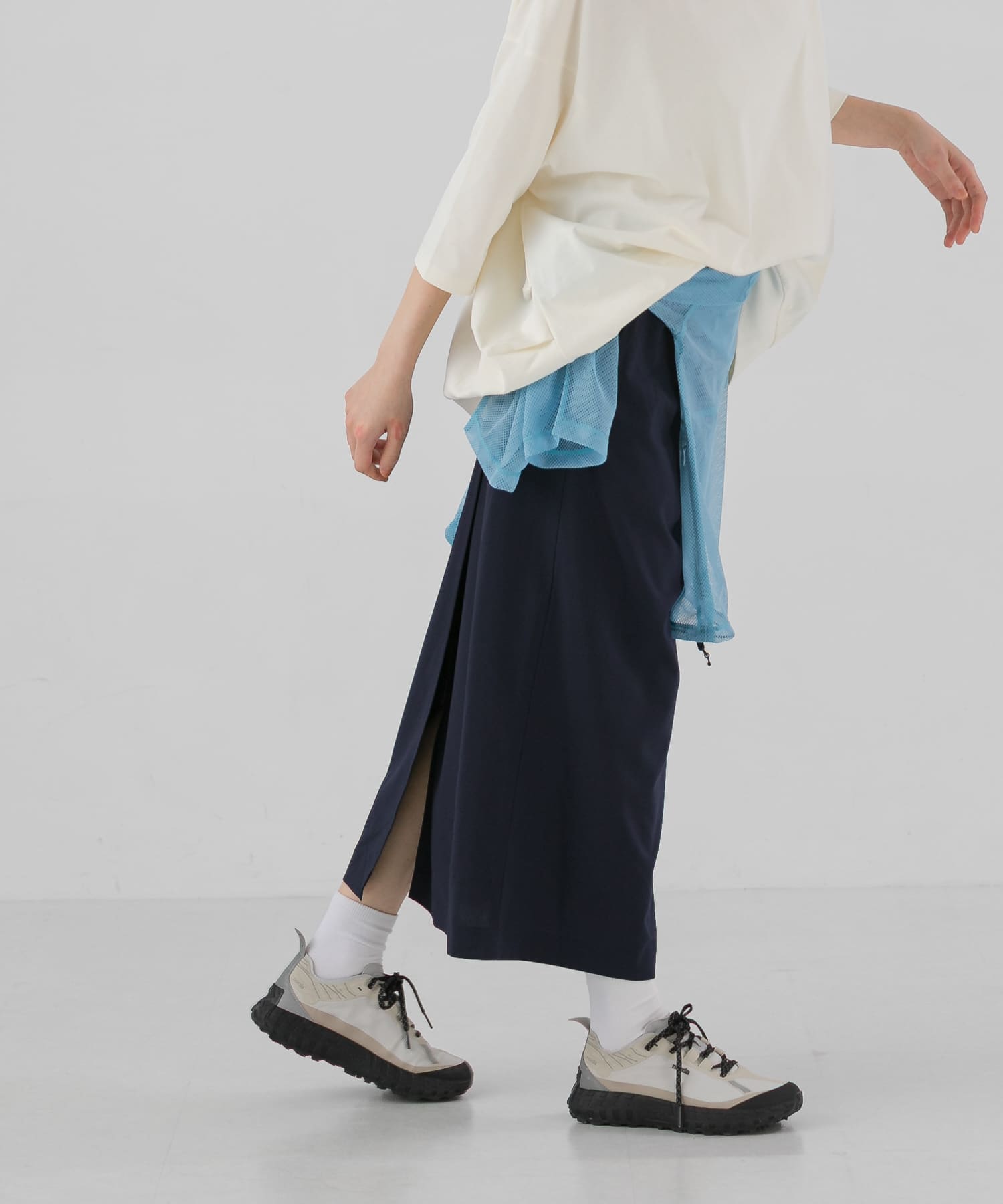 ネイビー