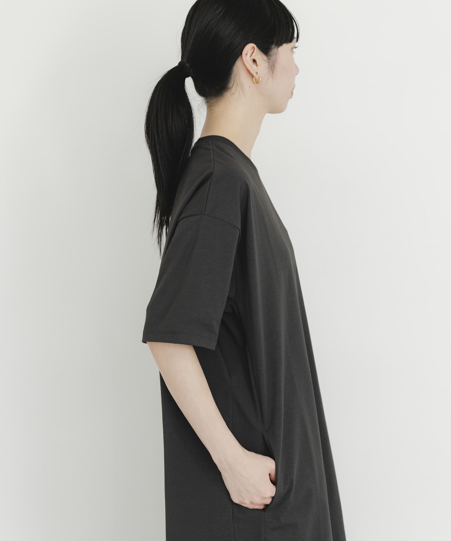 身長：161cm サイズ：one