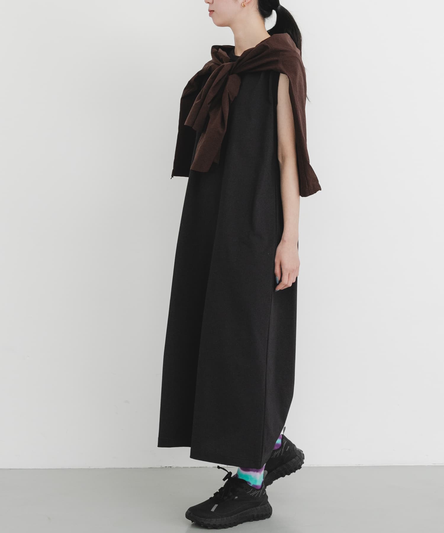 DRY OUT SLEEVLESS ONEPIECE