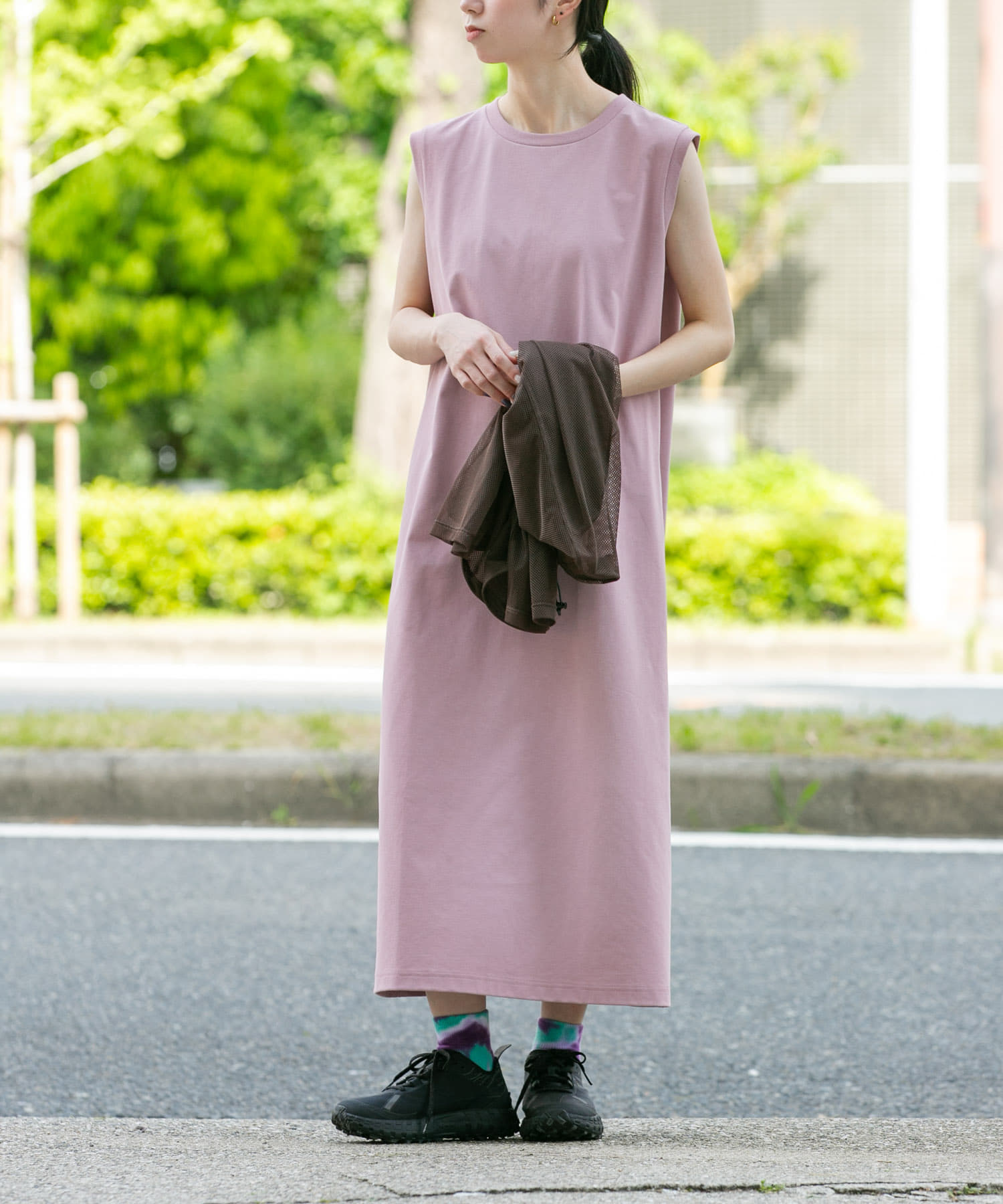 ピンク