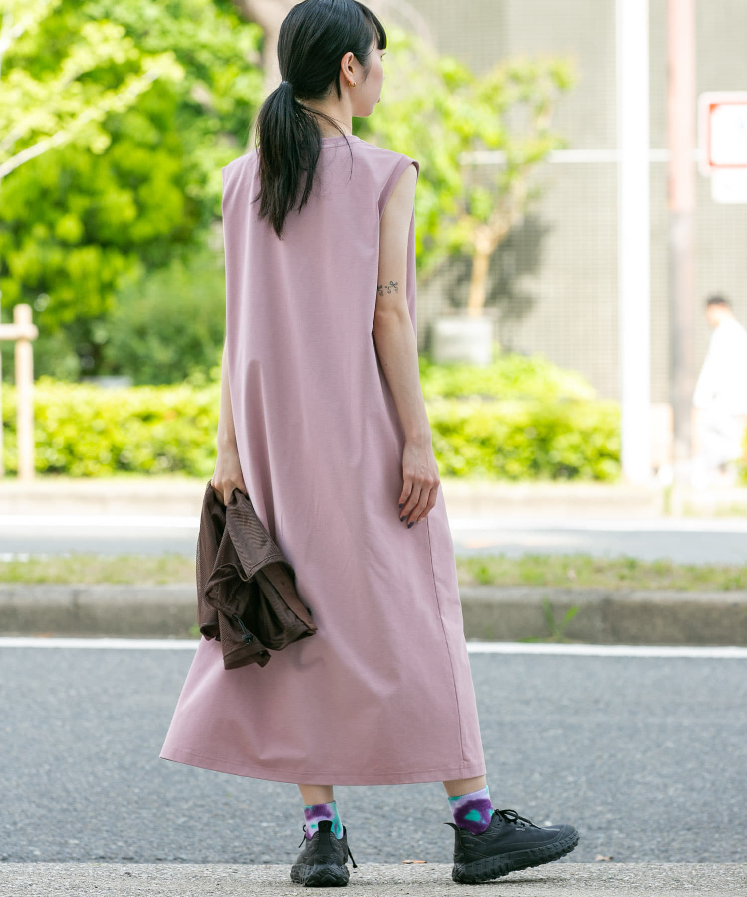 ピンク