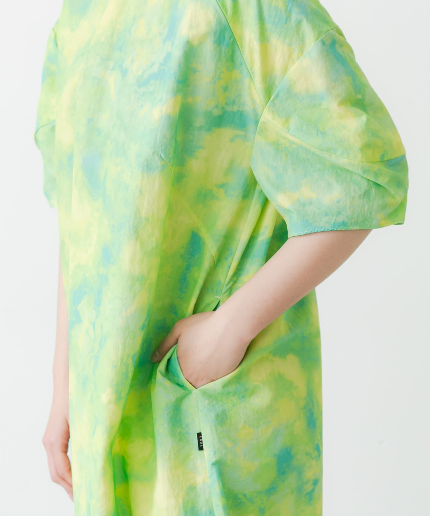 レイクサンリーフ