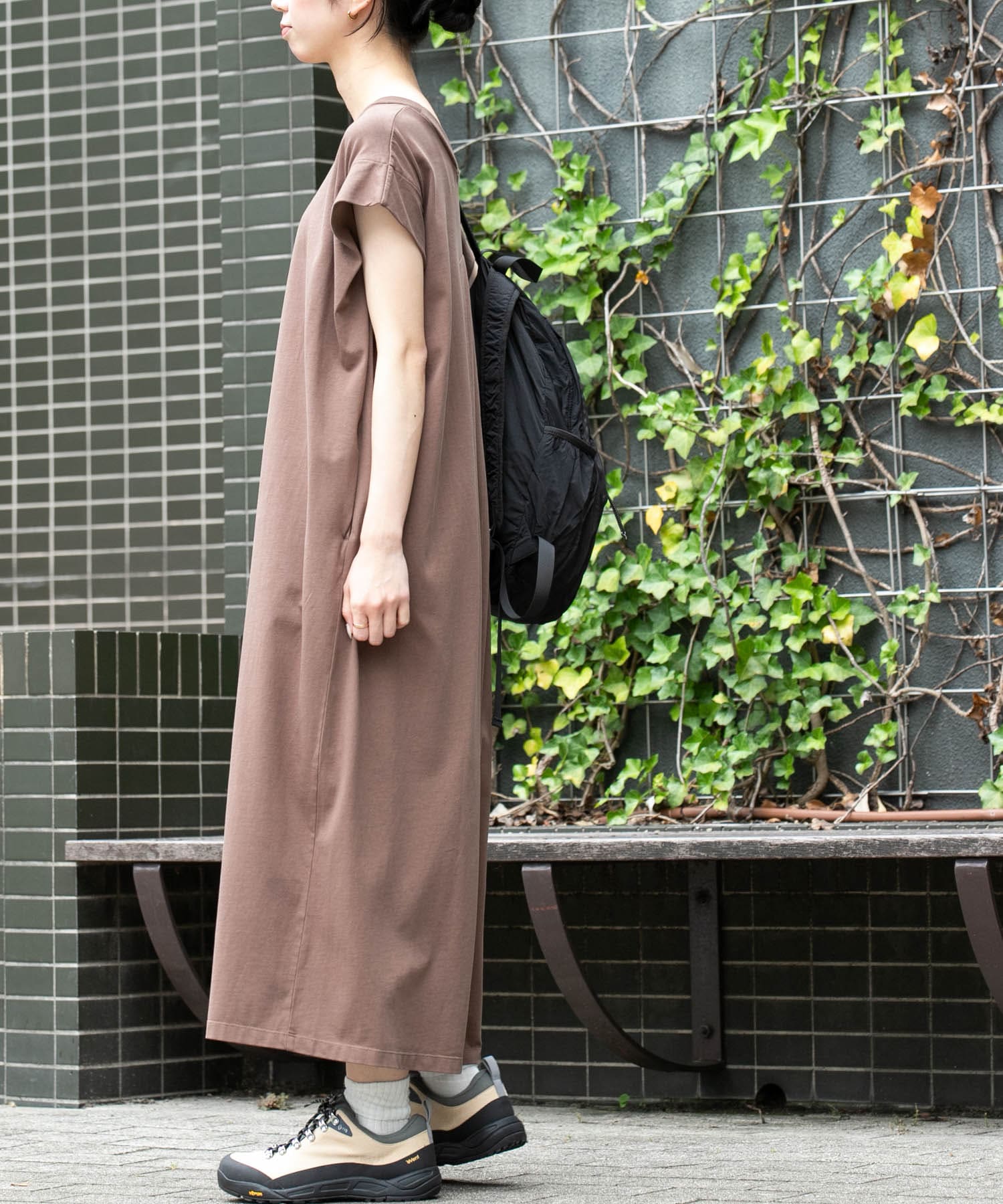 製品染カットワンピース(One ブラック): ワンピース｜URBAN RESEARCH