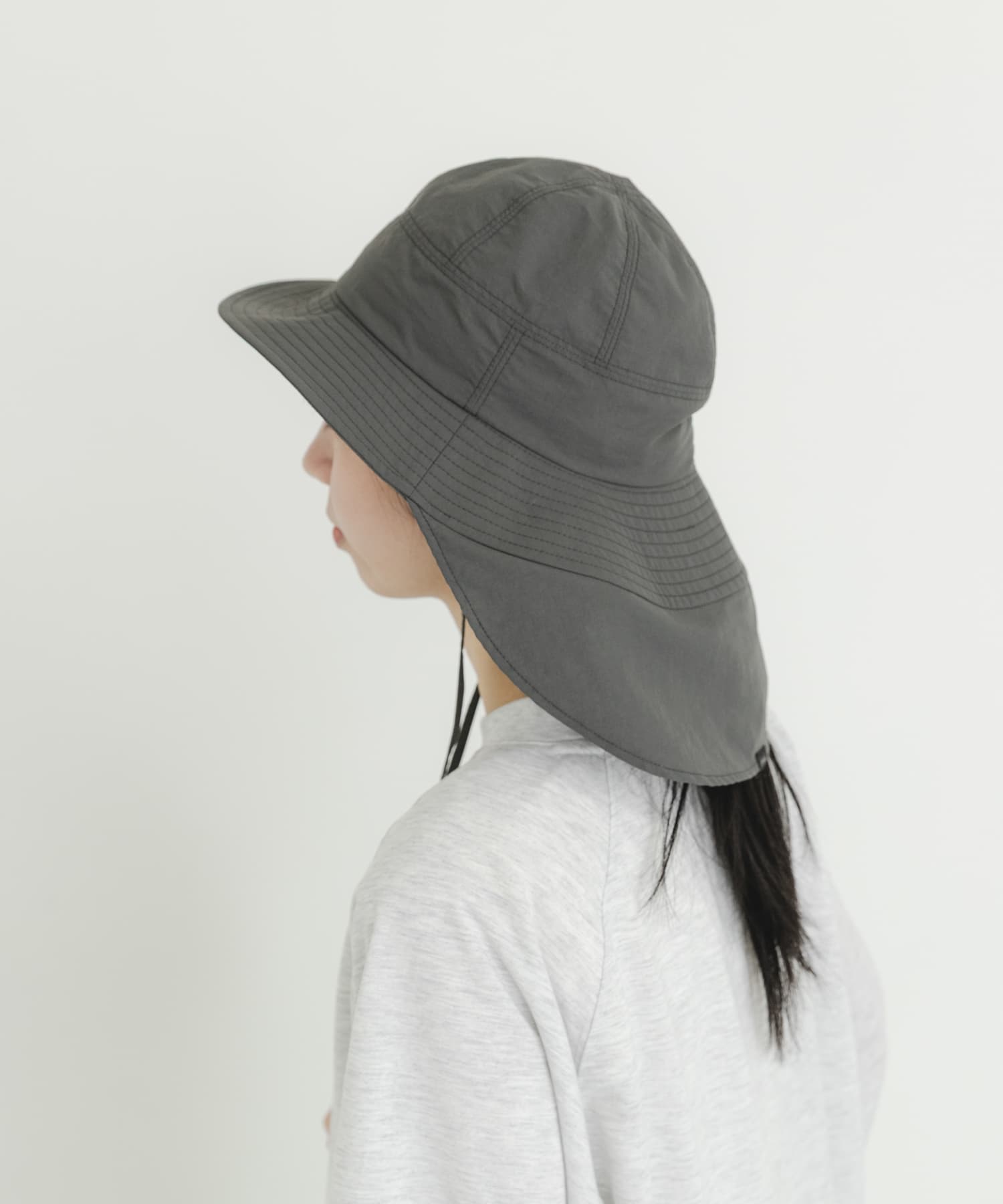 『UR TECH』ナイロンタッサーサンシェードハット グラファイト One