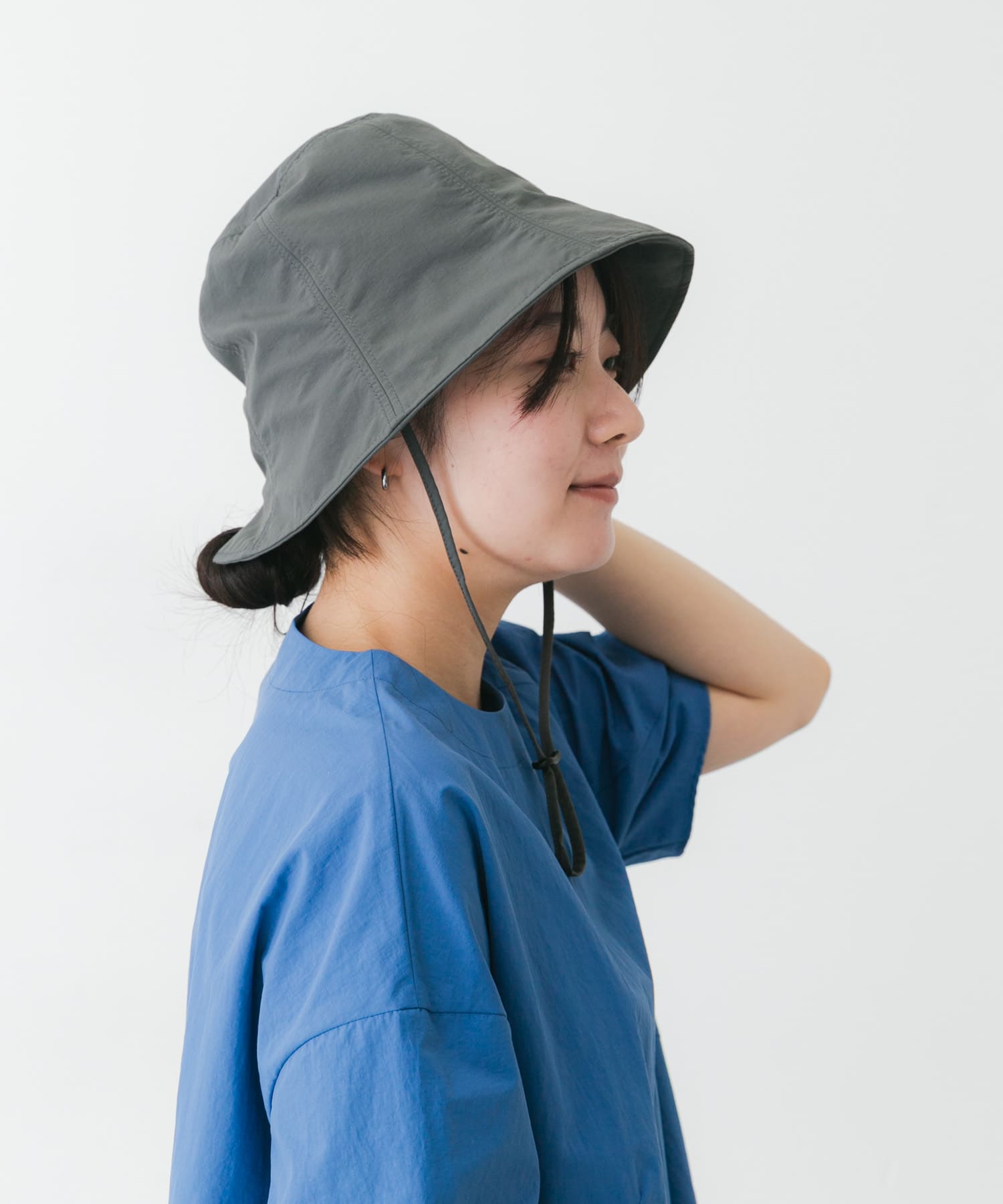 『UR TECH』ナイロンタッサーチューリップハット