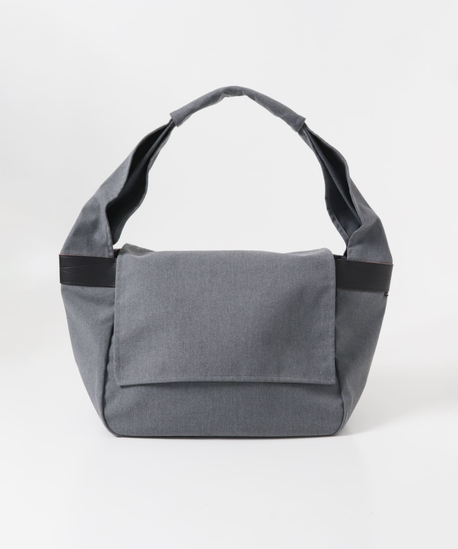 nanamica Messenger Bag(One Black(K)): バッグ｜URBAN RESEARCH公式