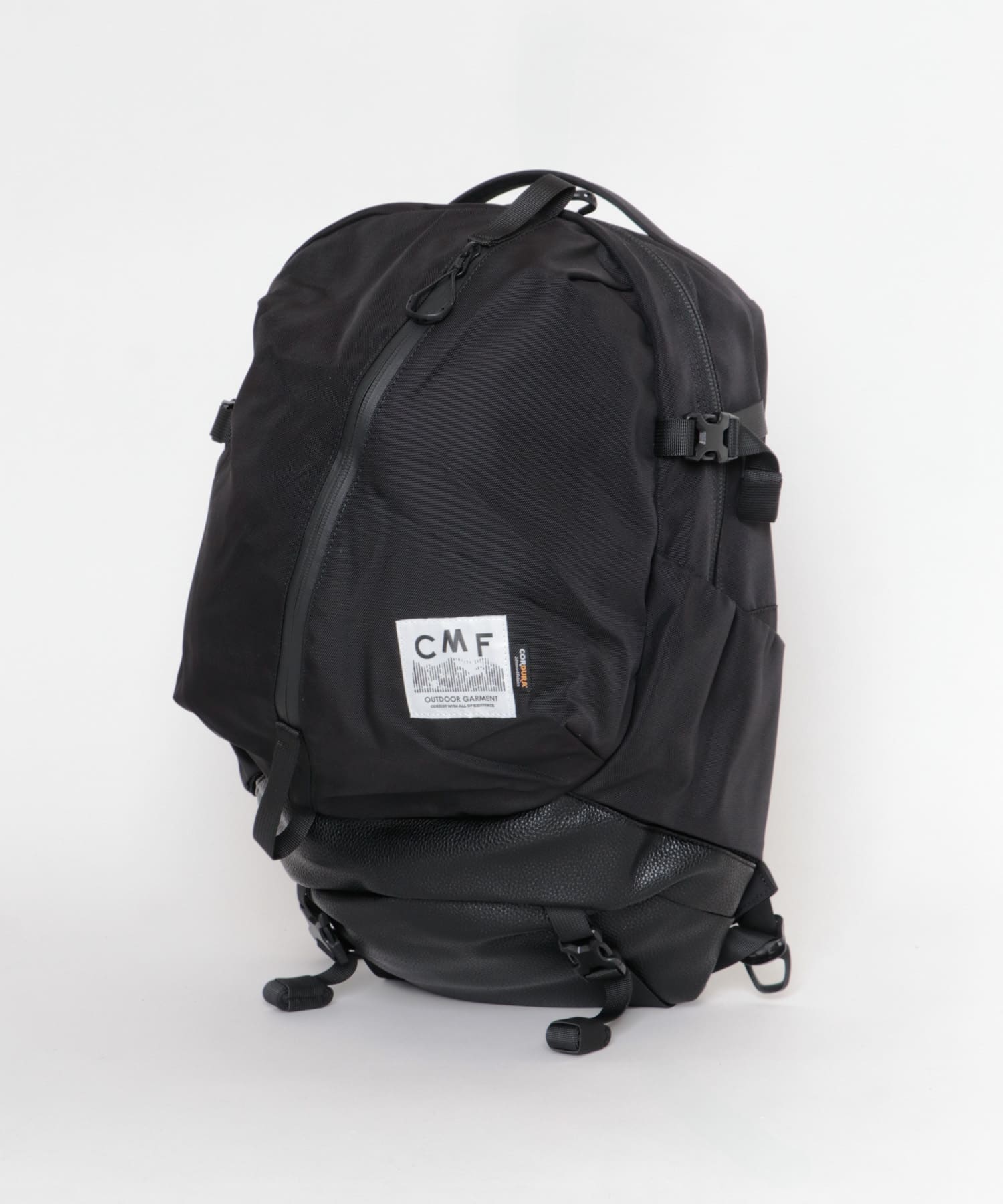 CMF OUTDOOR GARMENT　WEEKENDERZ