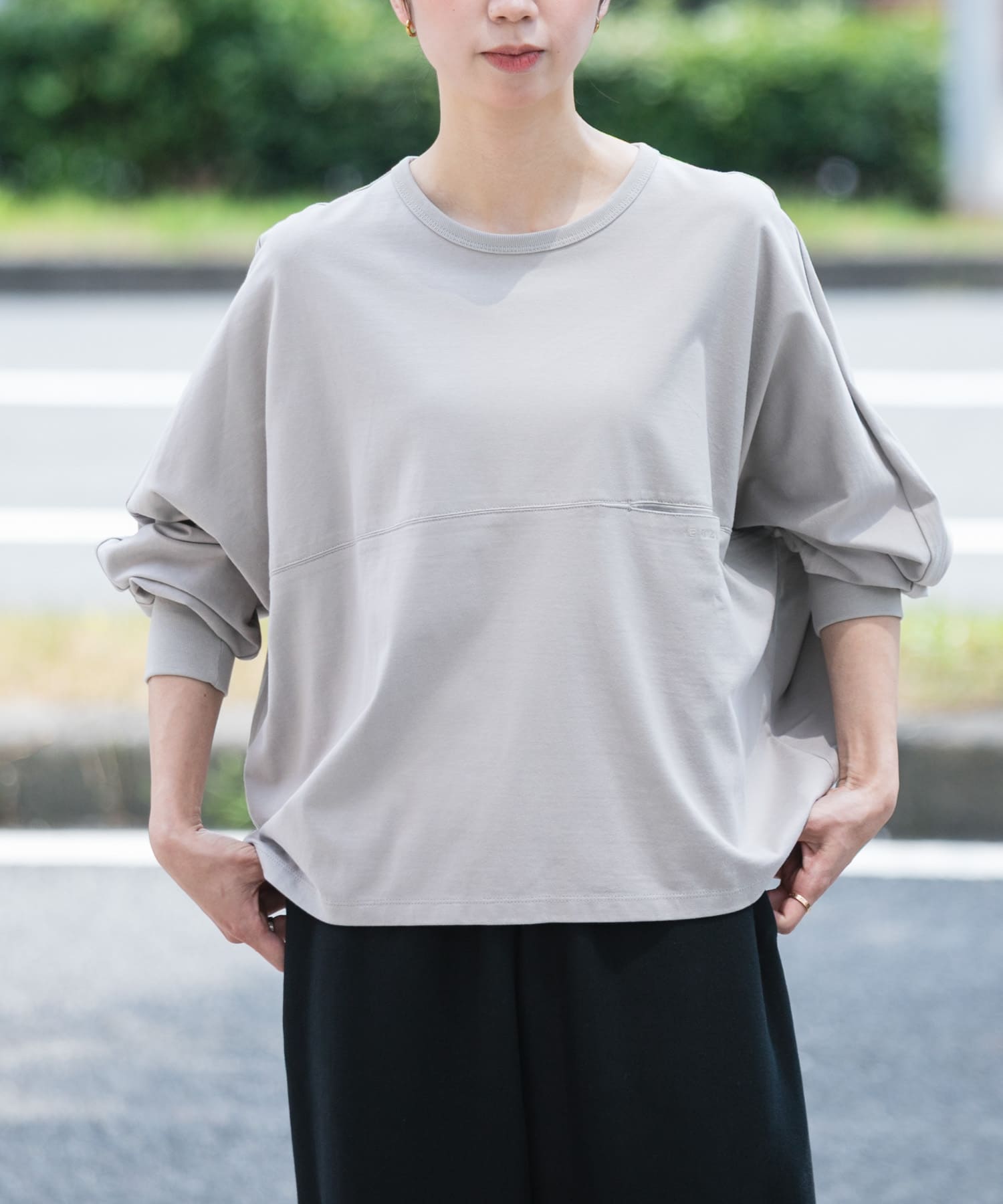 グレージュ