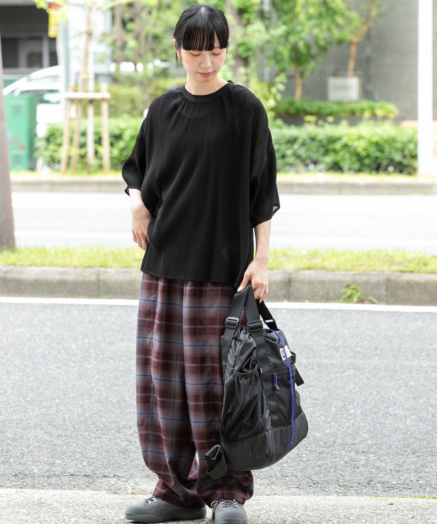 ブラック