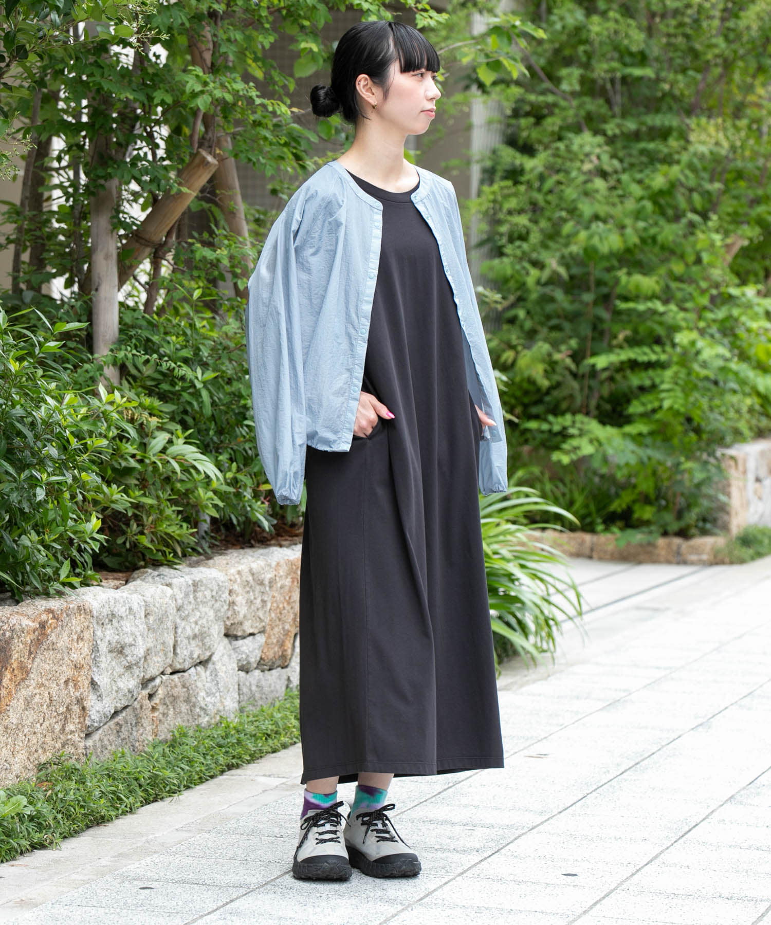 ブルー