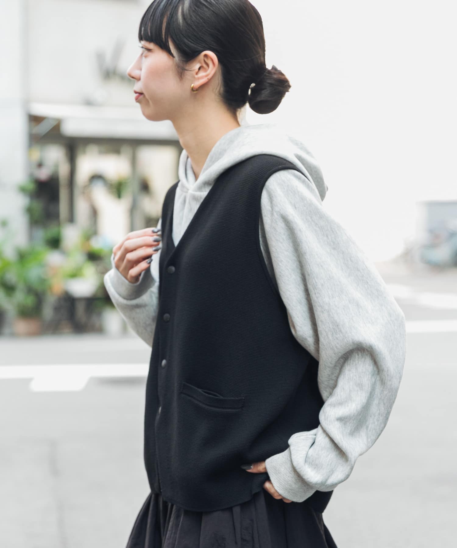 ブラック