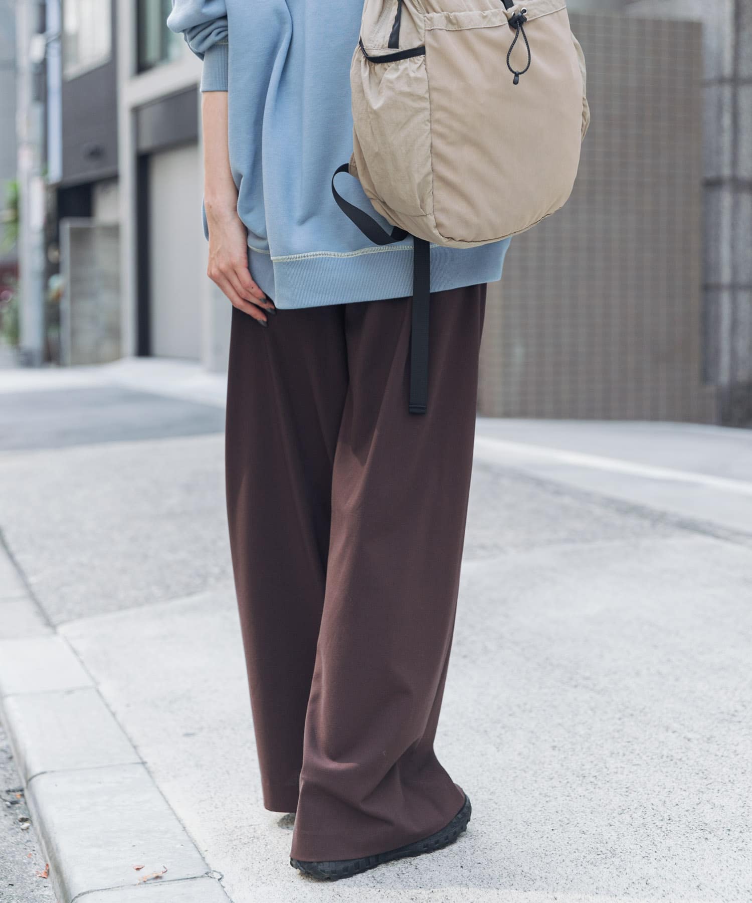 ブラウン