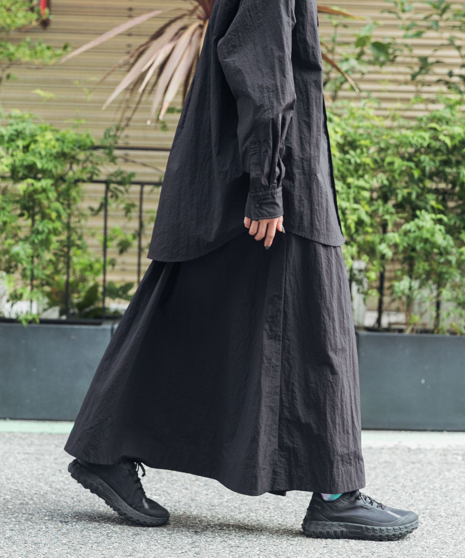 ブラック