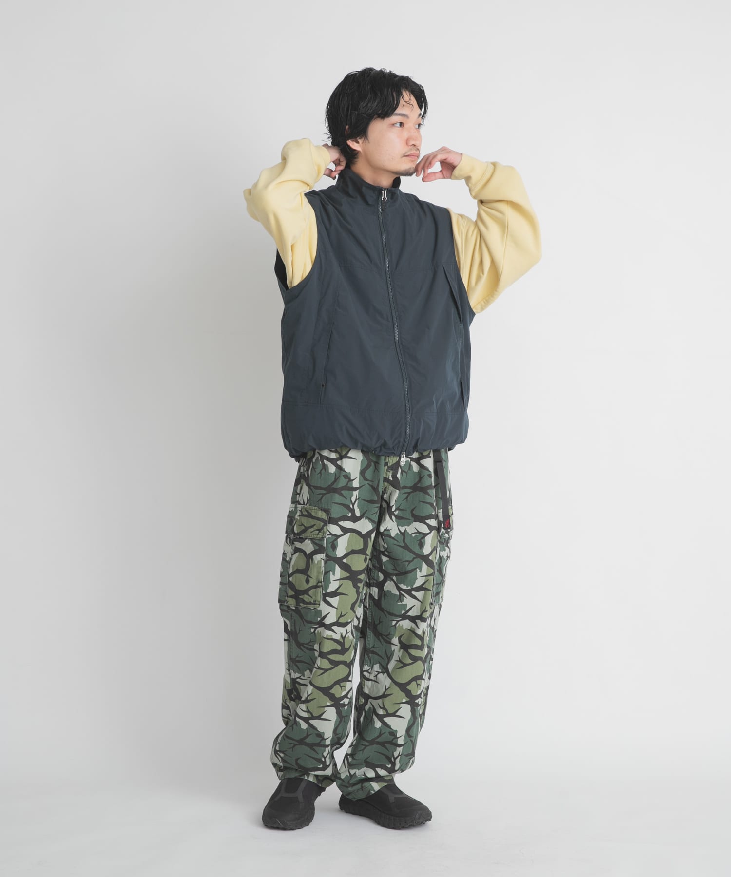B CAMO
