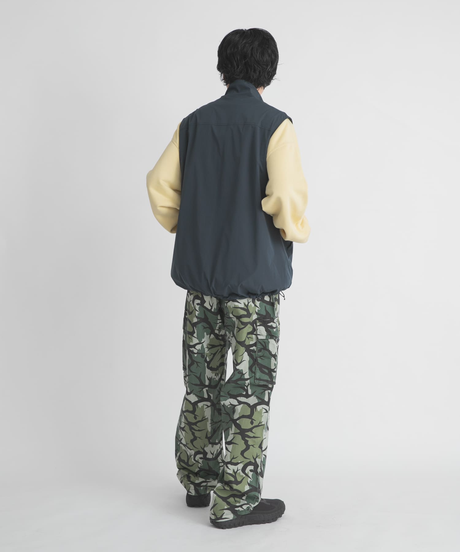 B CAMO