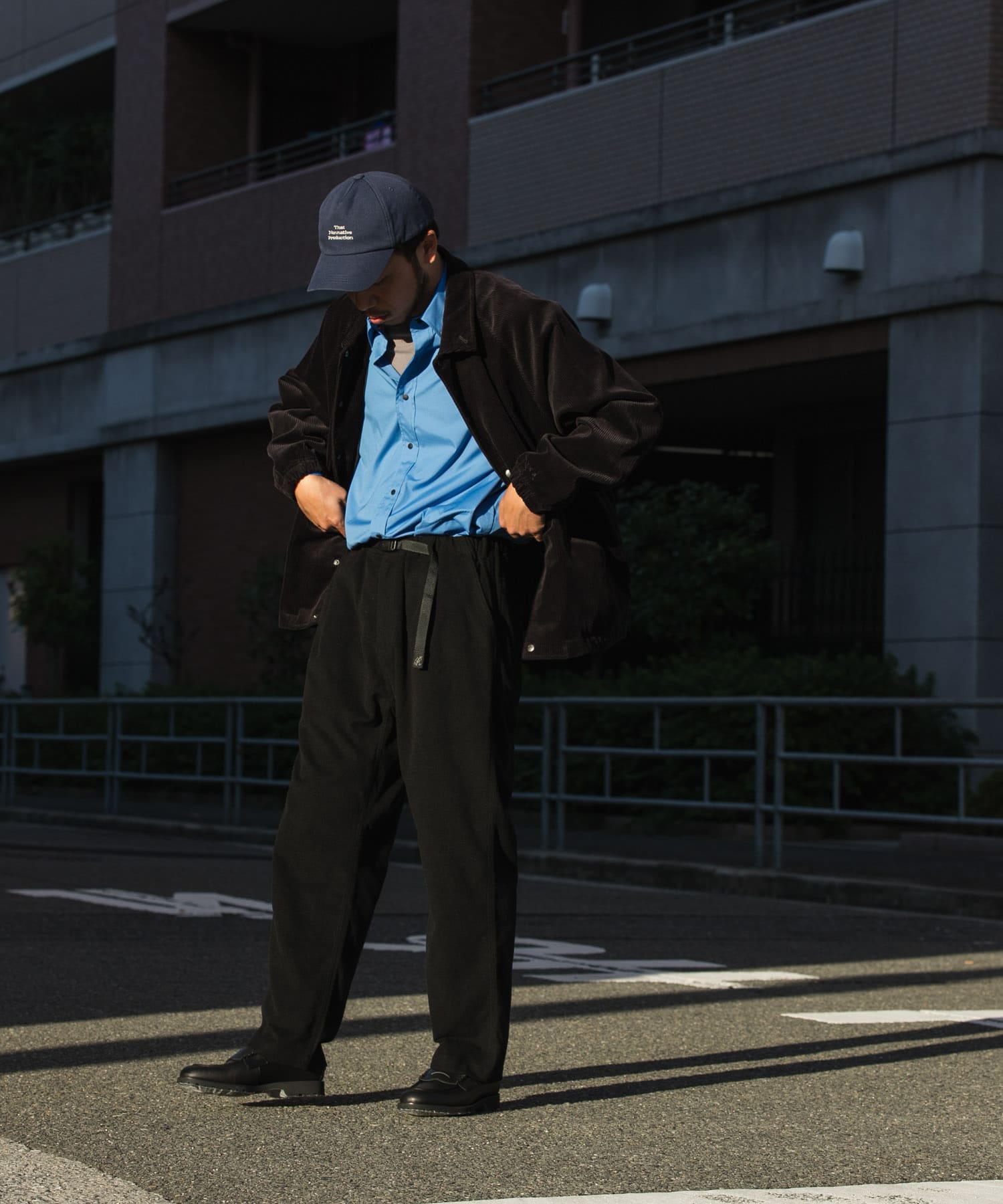 ブラック